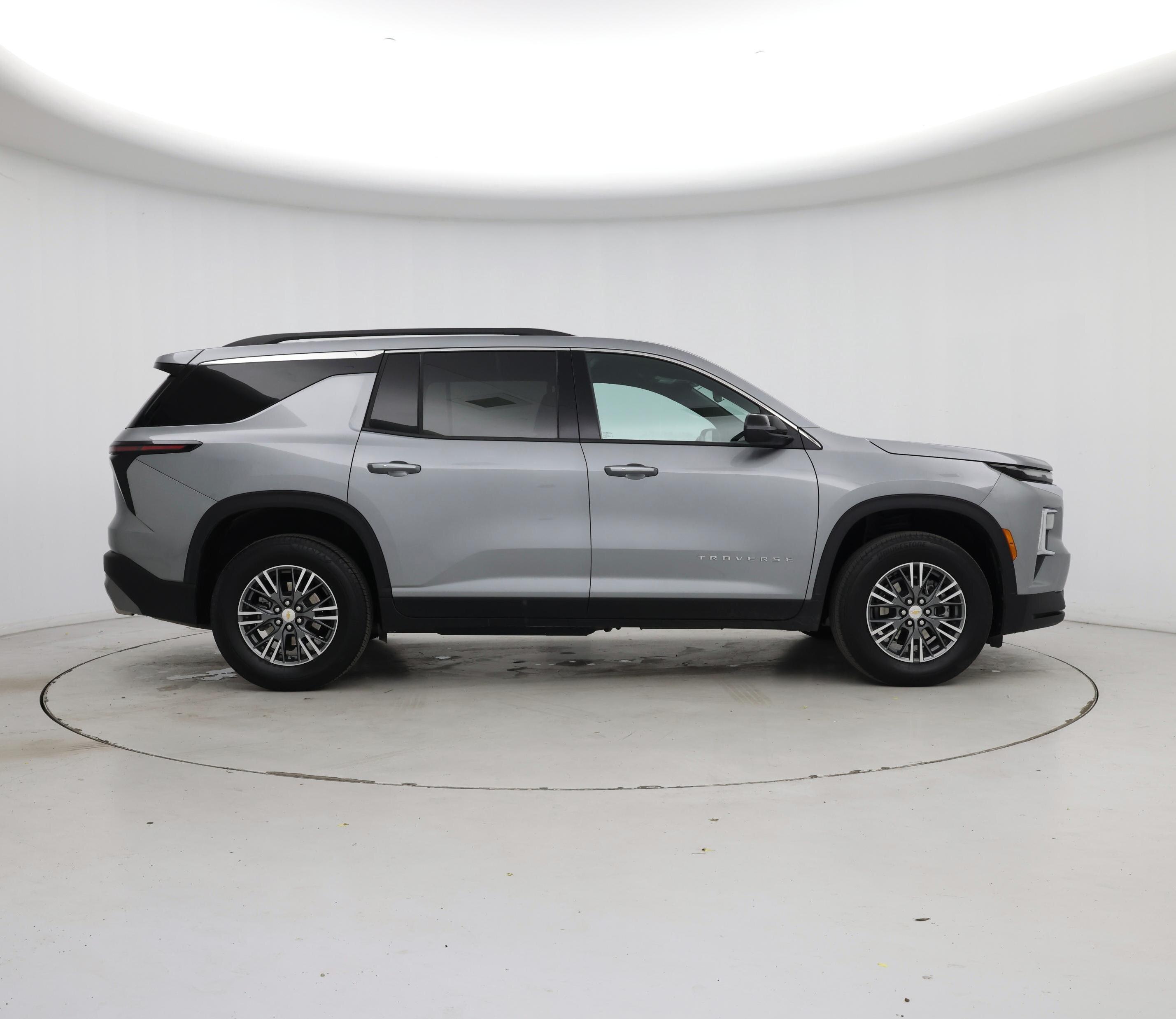 Thumbnail: 2025 Chevrolet Traverse - 7