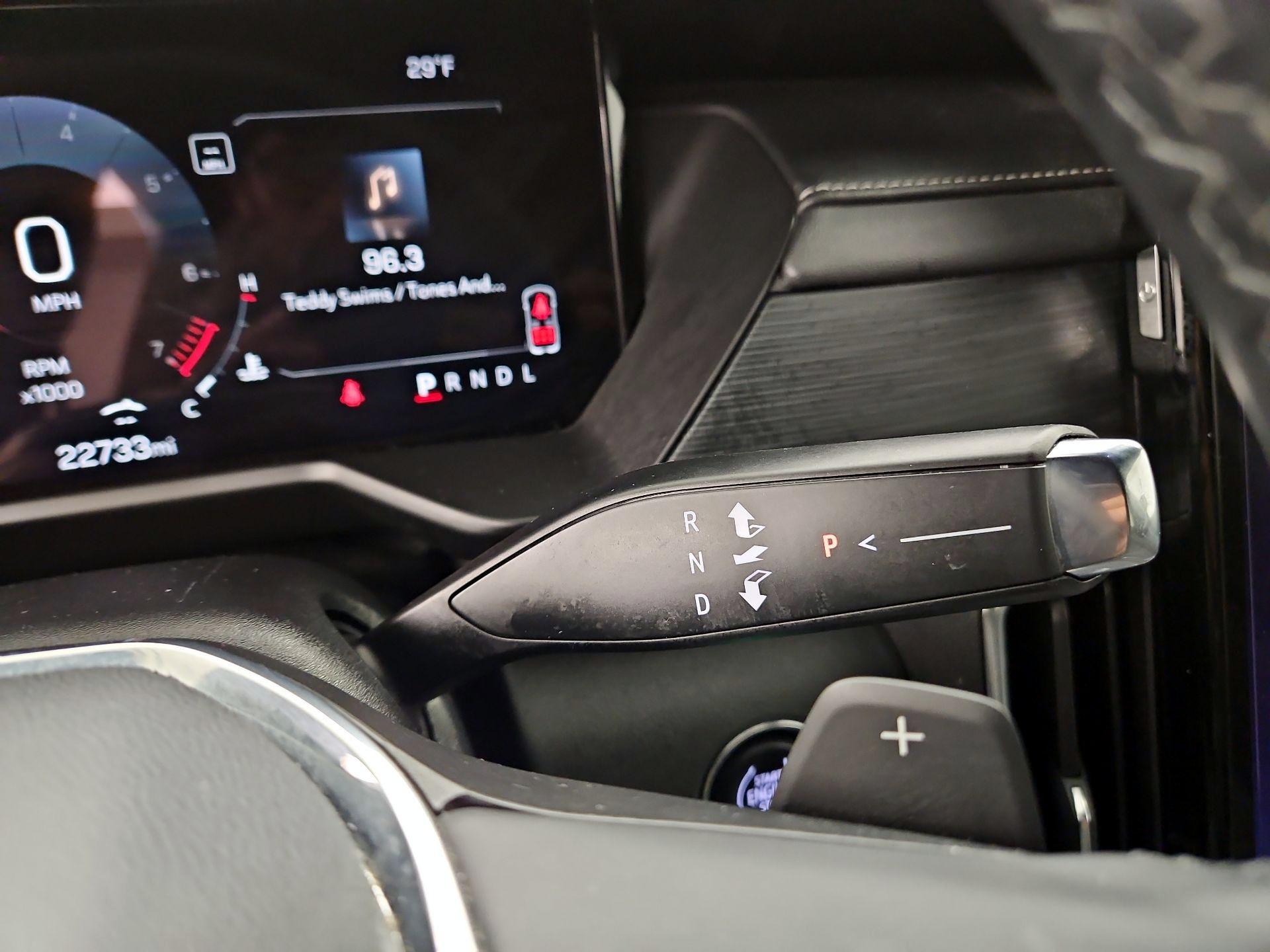 Thumbnail: 2025 GMC Acadia - 17