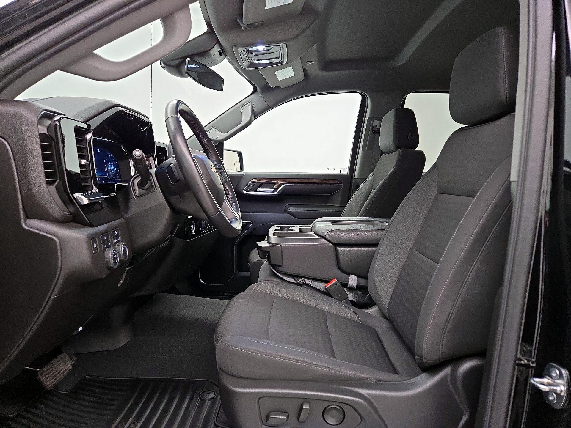 Thumbnail: 2022 Chevrolet Silverado 1500 - 11