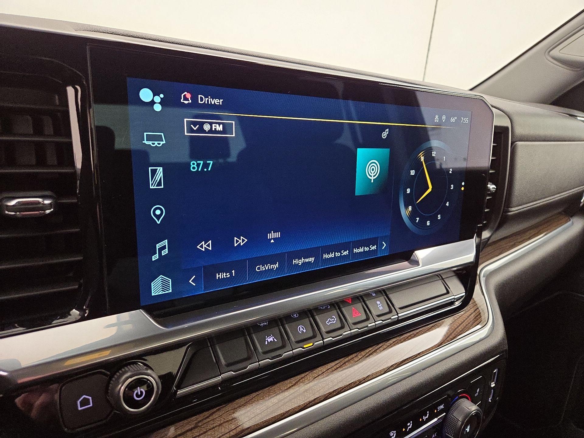 Thumbnail: 2022 Chevrolet Silverado 1500 - 15