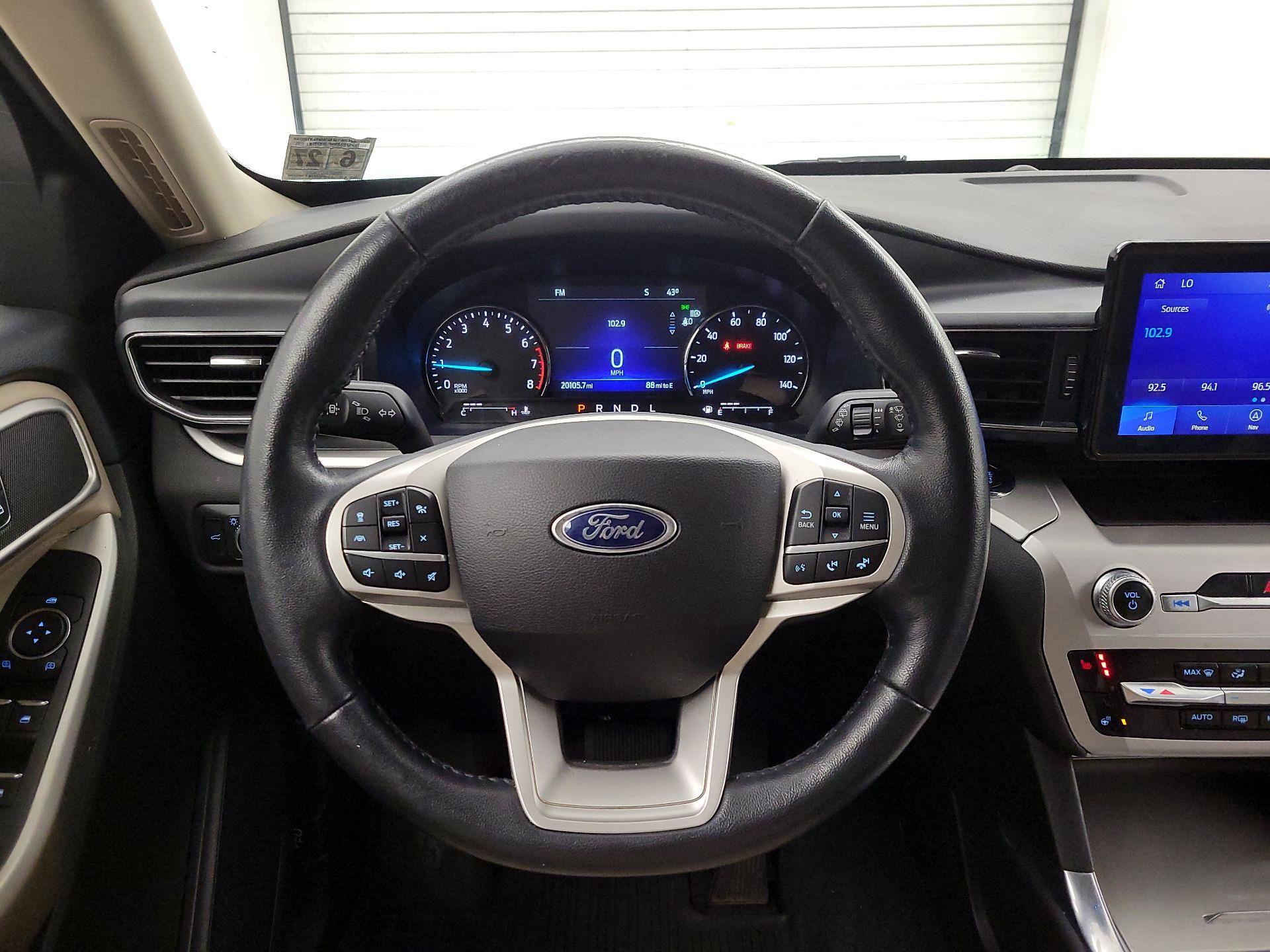 Thumbnail: 2022 Ford Explorer - 10