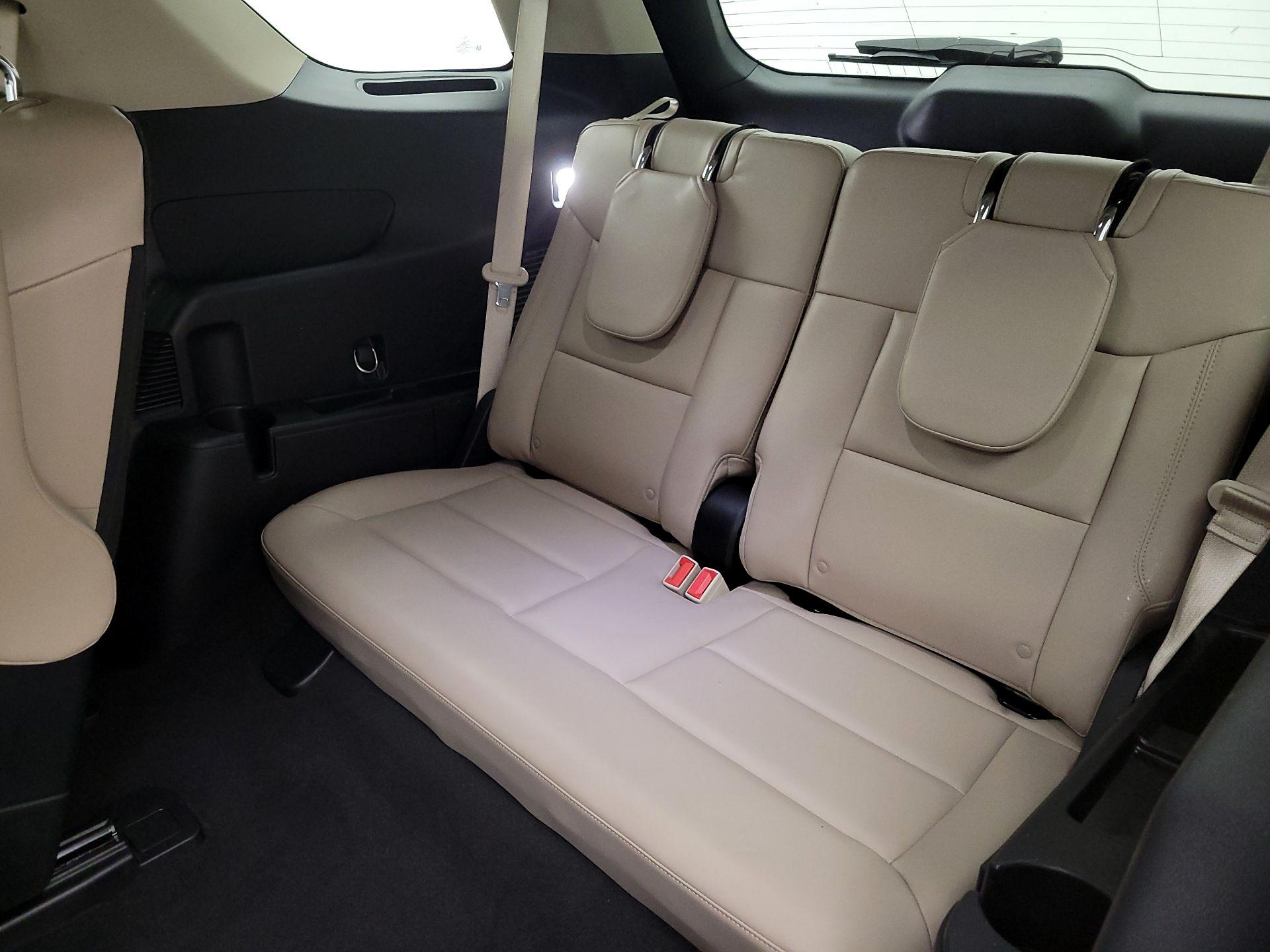 Thumbnail: 2022 Ford Explorer - 20