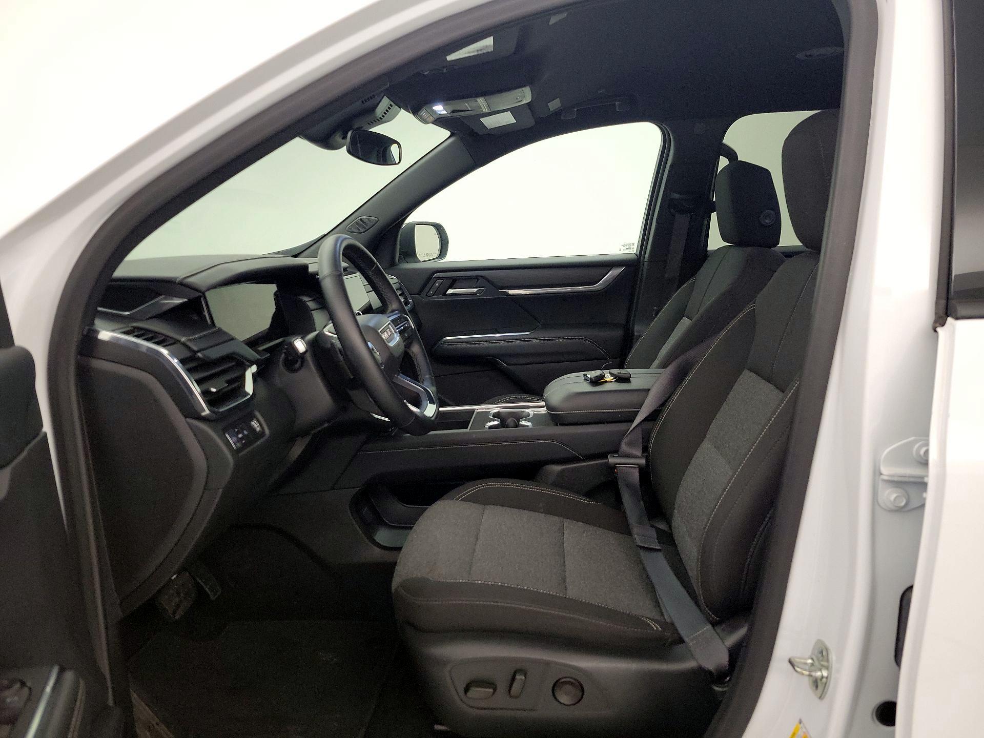 Thumbnail: 2025 GMC Acadia - 11