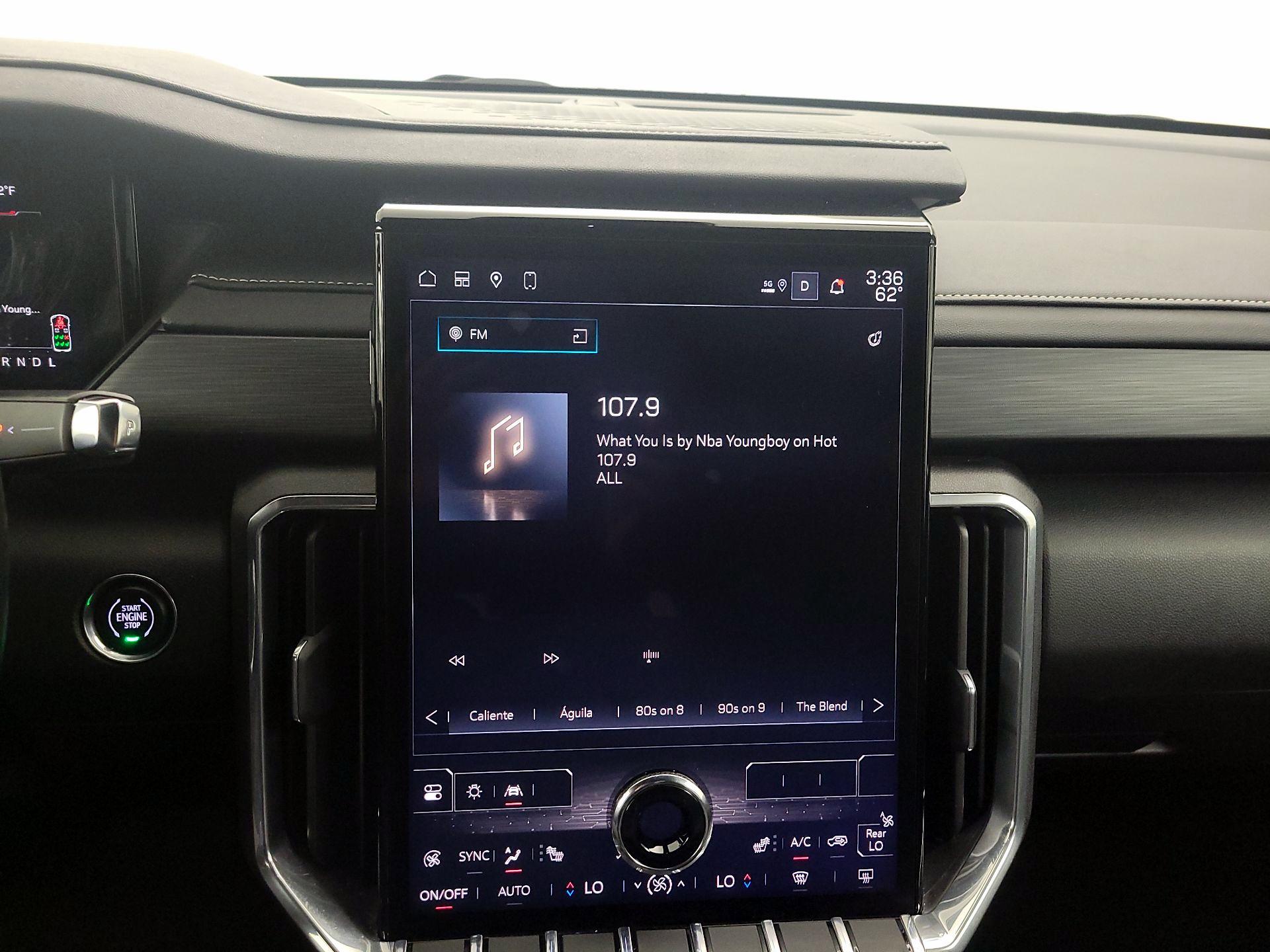 Thumbnail: 2025 GMC Acadia - 16