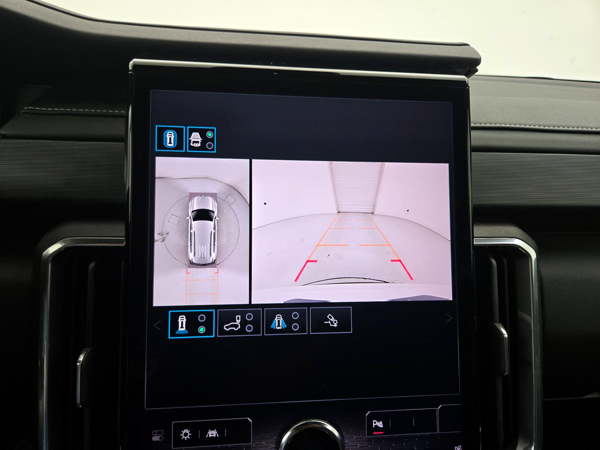 Thumbnail: 2025 GMC Acadia - 15