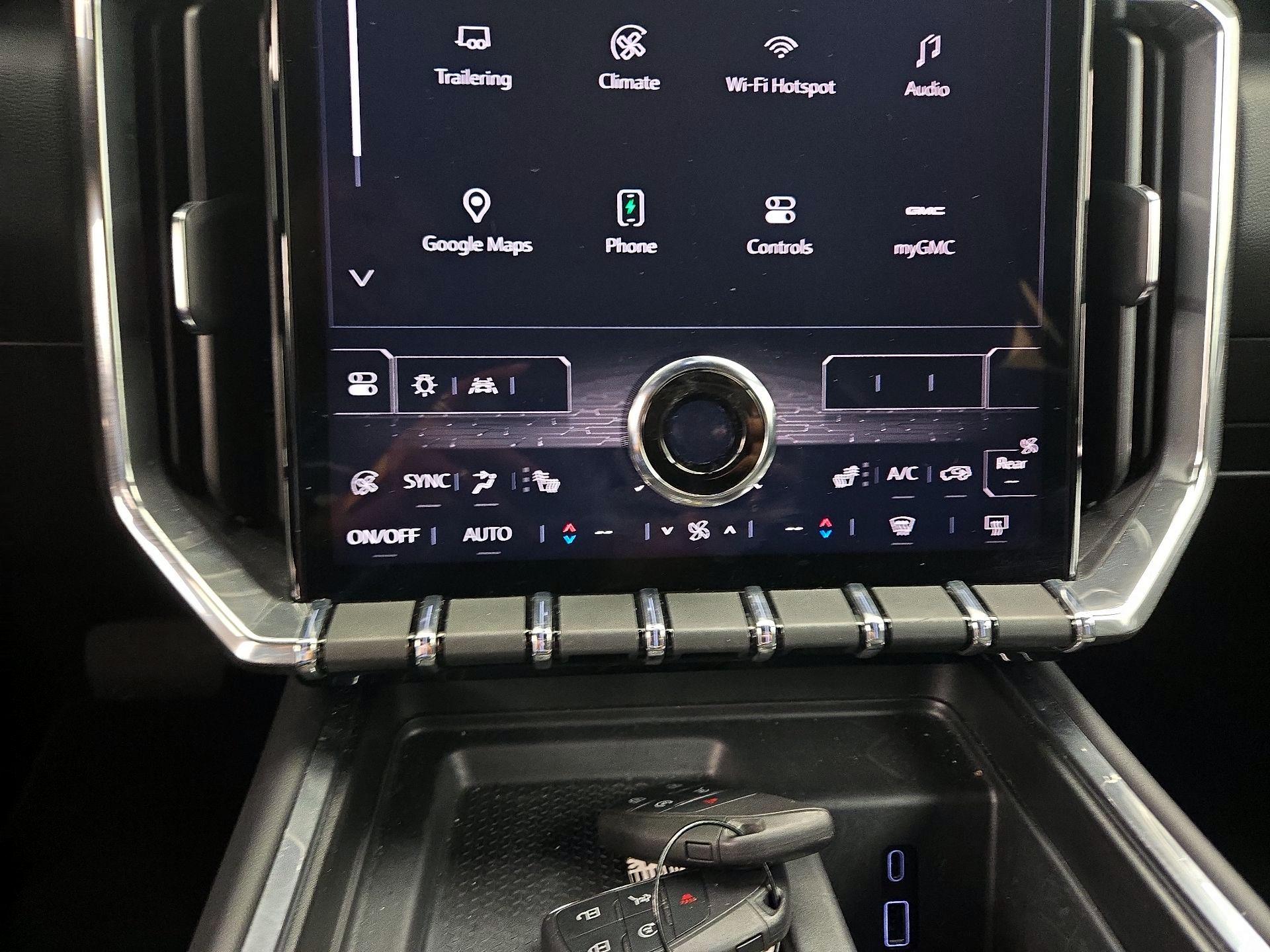 Thumbnail: 2025 GMC Acadia - 17