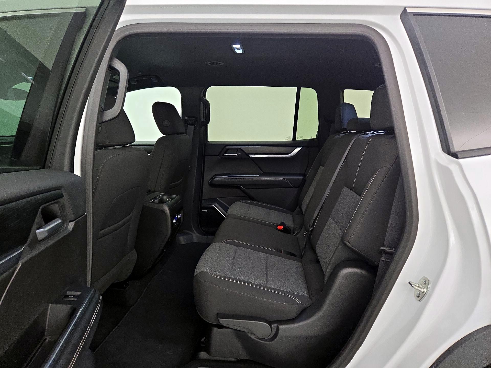 Thumbnail: 2025 GMC Acadia - 20