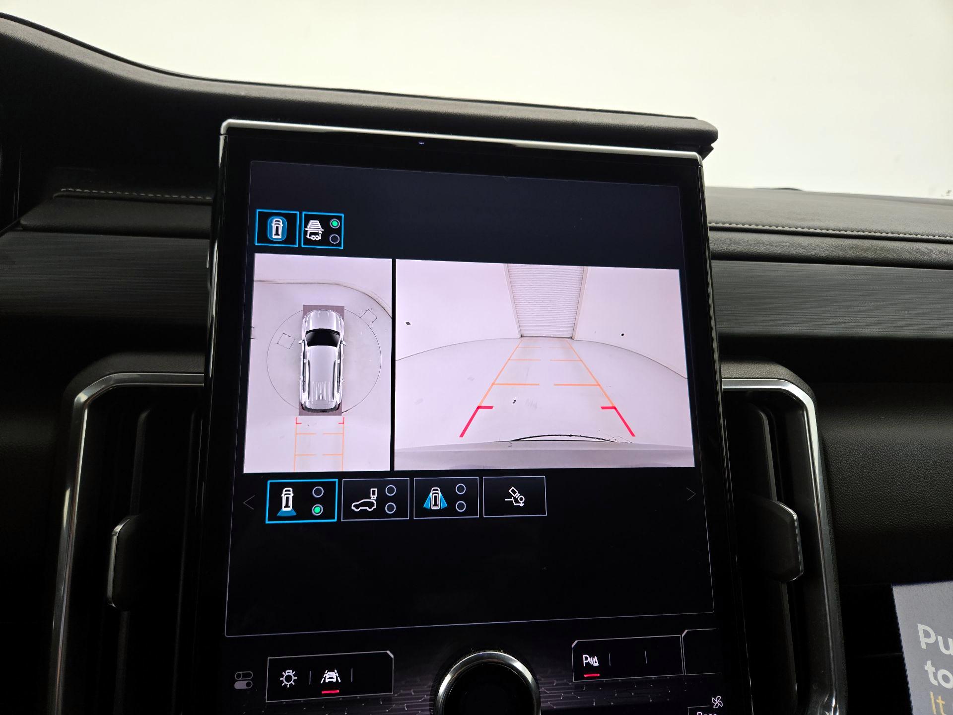 Thumbnail: 2025 GMC Acadia - 15