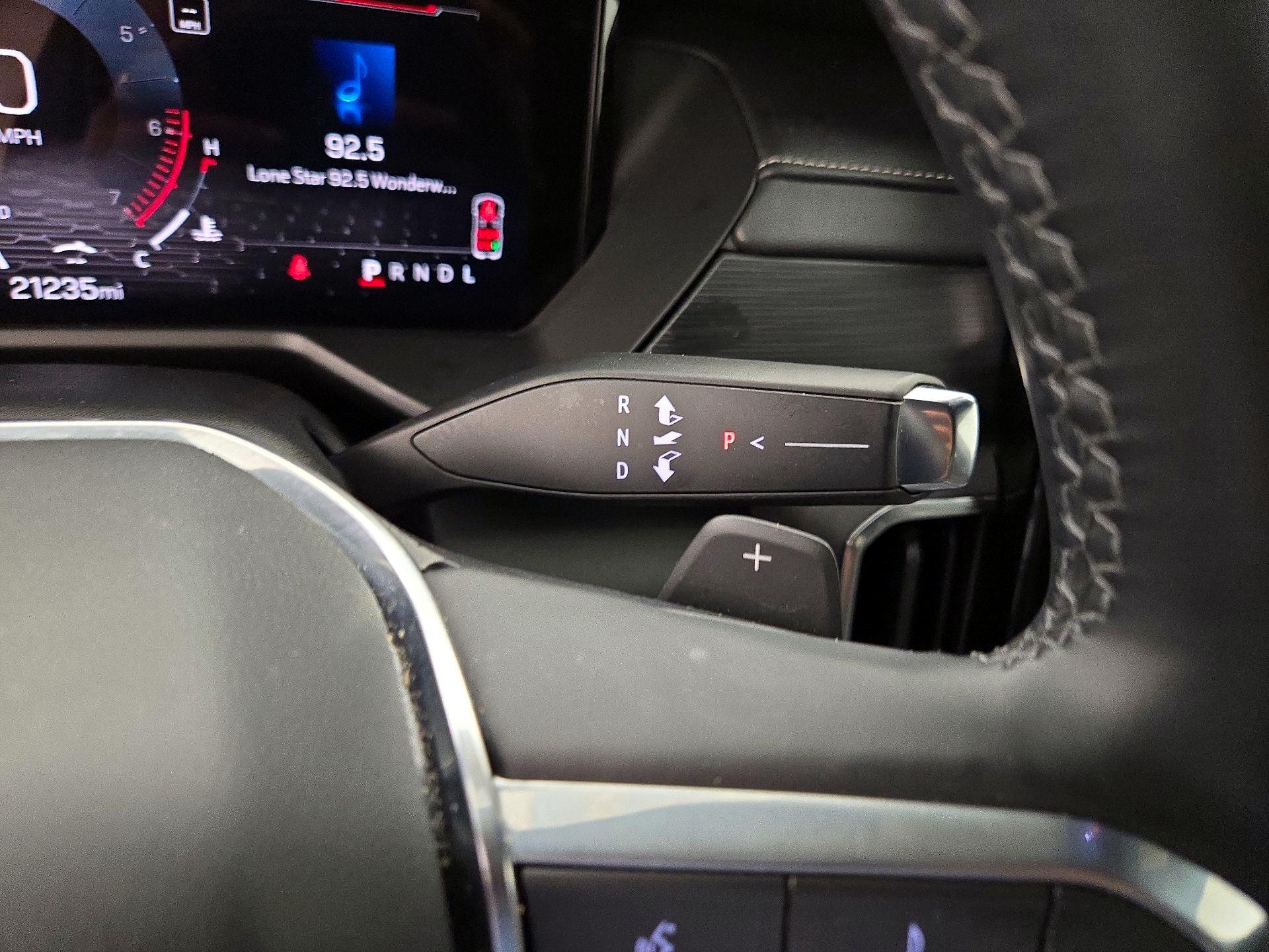 Thumbnail: 2025 GMC Acadia - 18