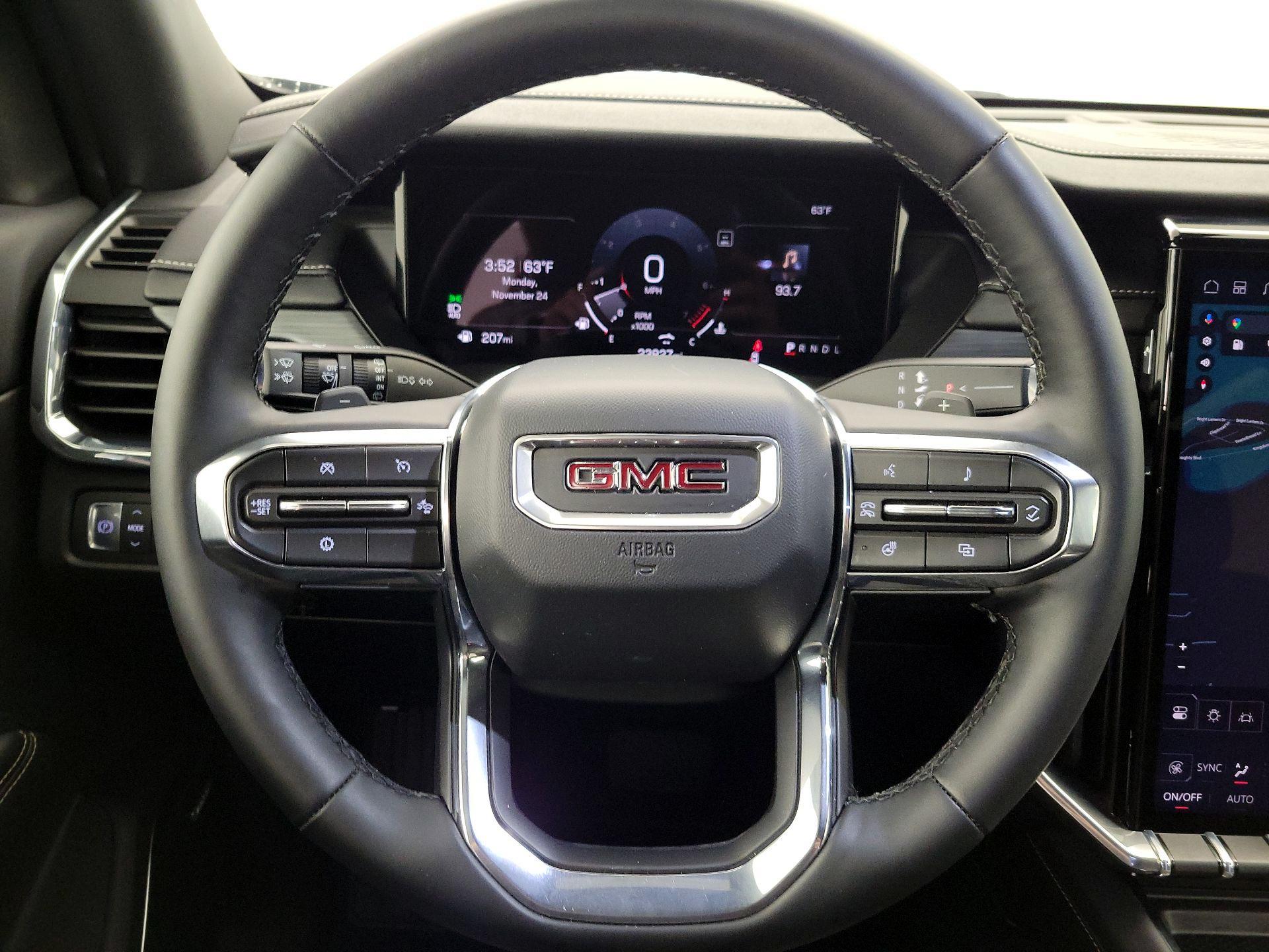 Thumbnail: 2025 GMC Acadia - 10