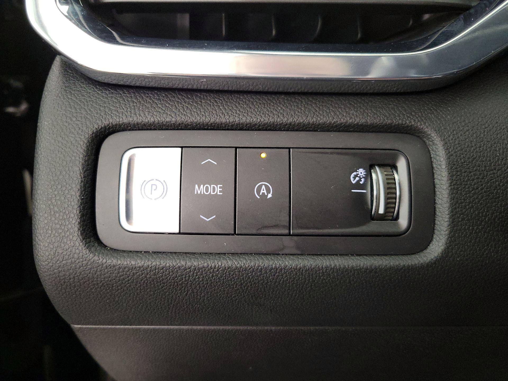 Thumbnail: 2025 GMC Acadia - 13