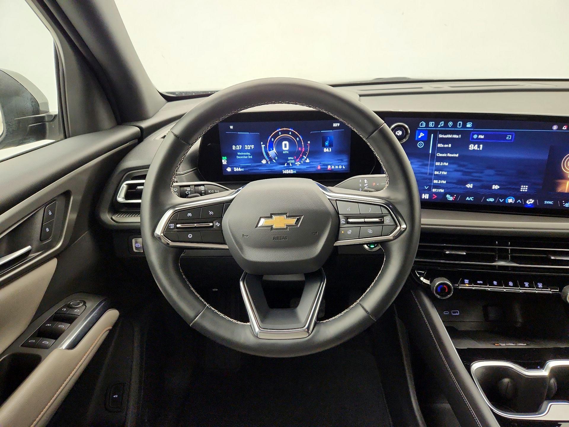 Thumbnail: 2025 Chevrolet Traverse - 10