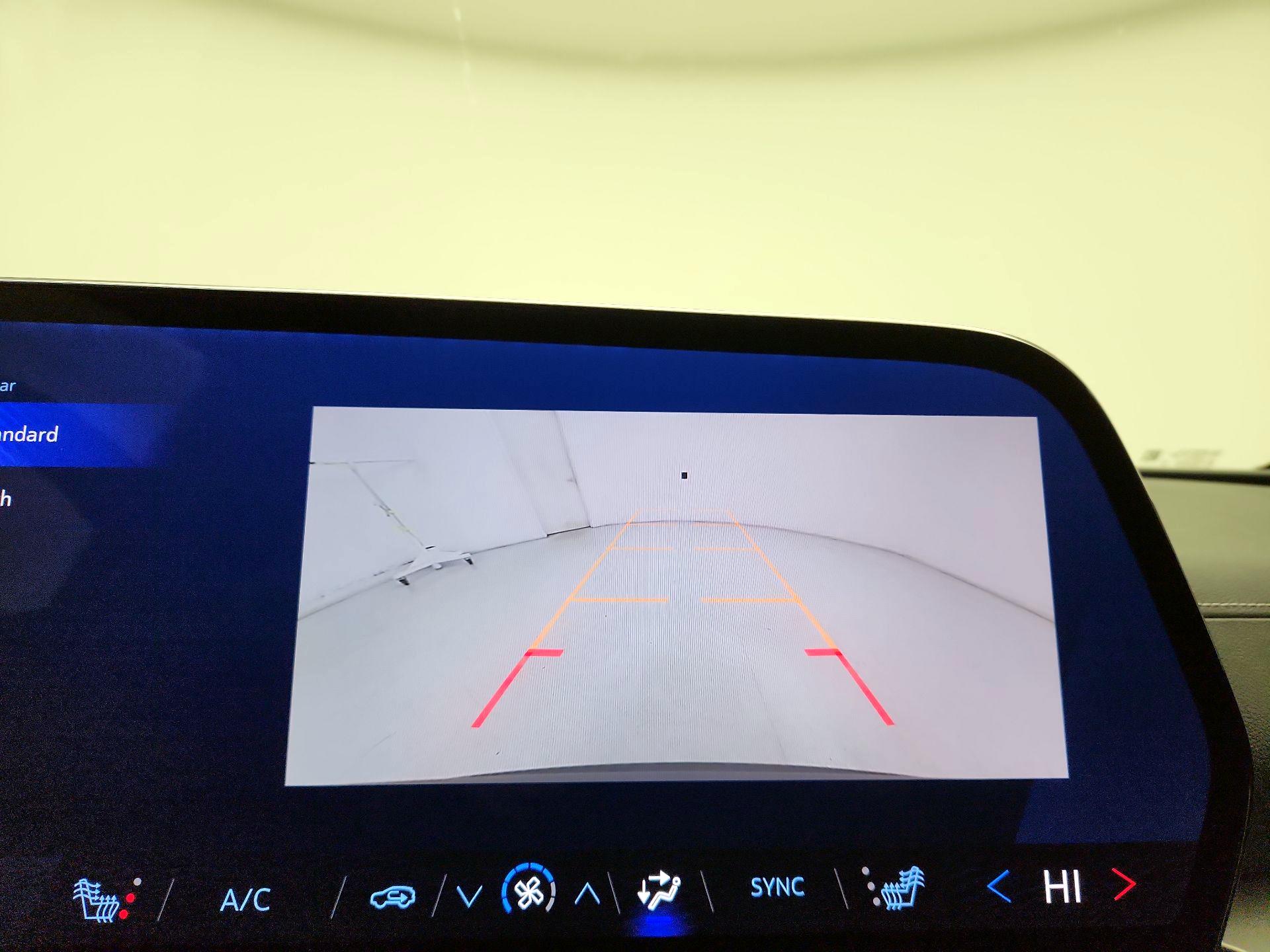 Thumbnail: 2025 Chevrolet Traverse - 15