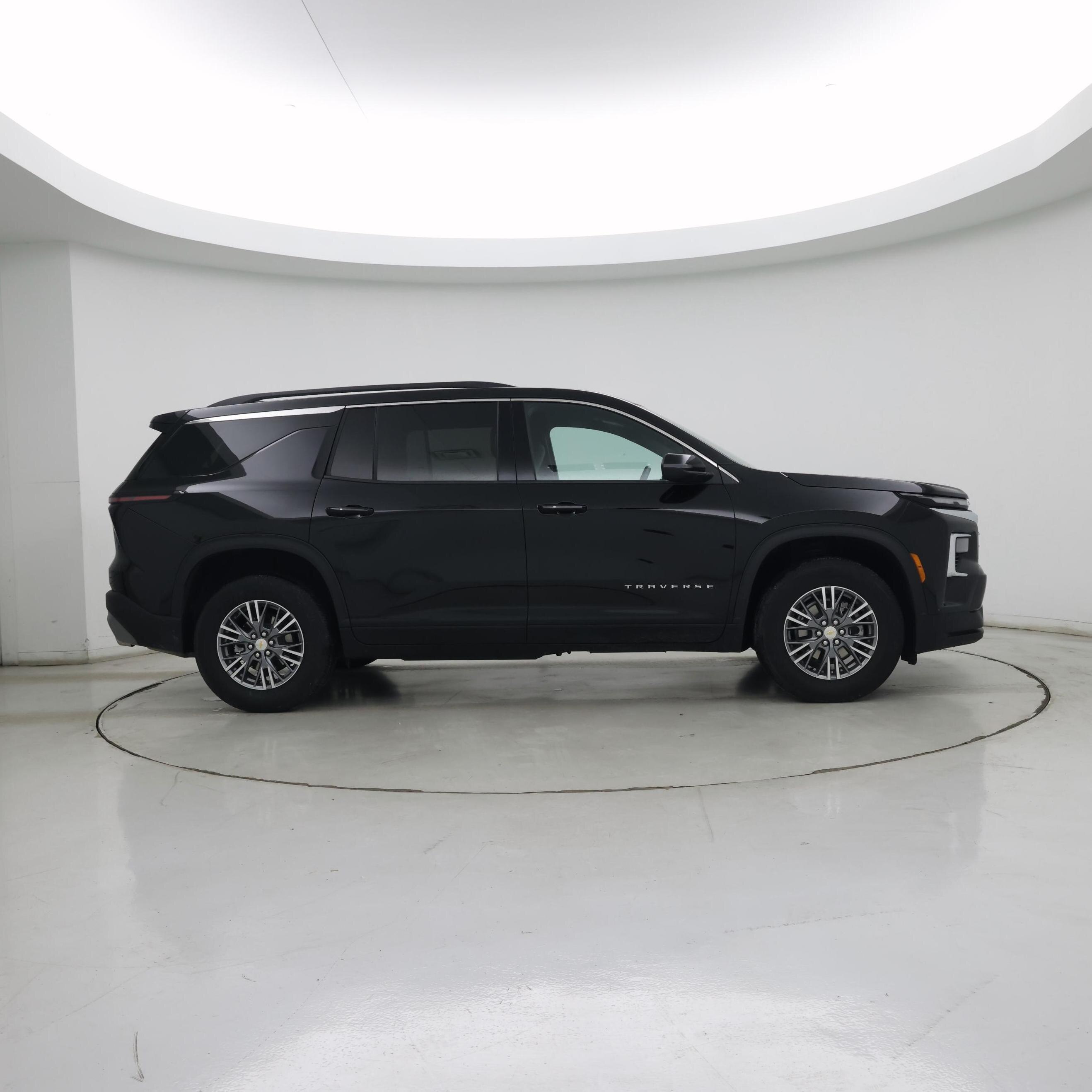 Thumbnail: 2025 Chevrolet Traverse - 7