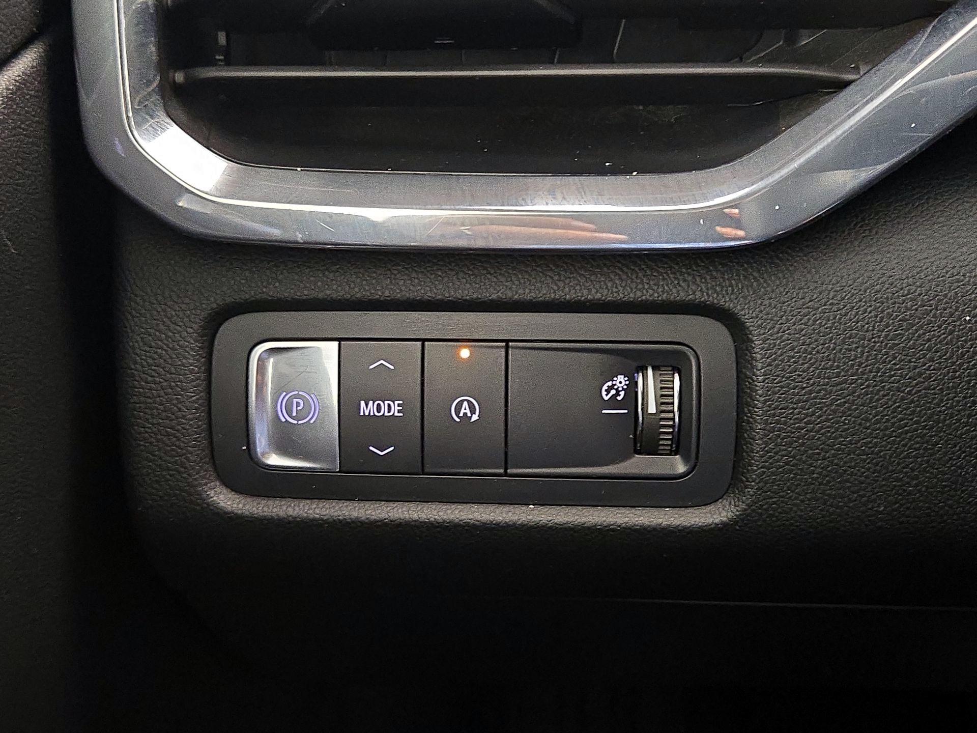 Thumbnail: 2025 GMC Acadia - 13