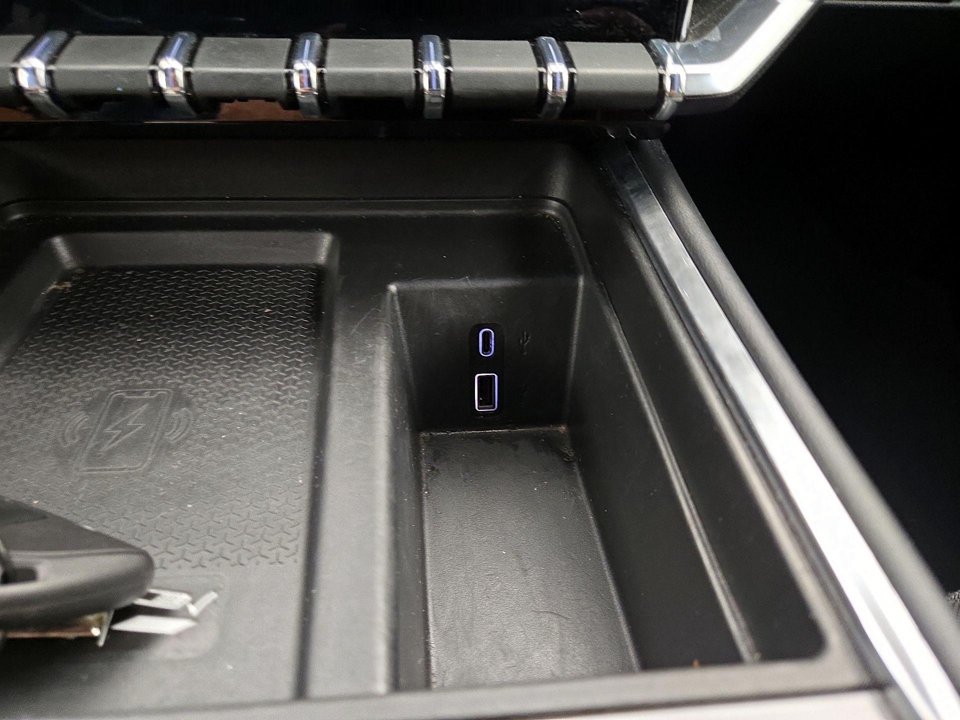 Thumbnail: 2025 GMC Acadia - 19