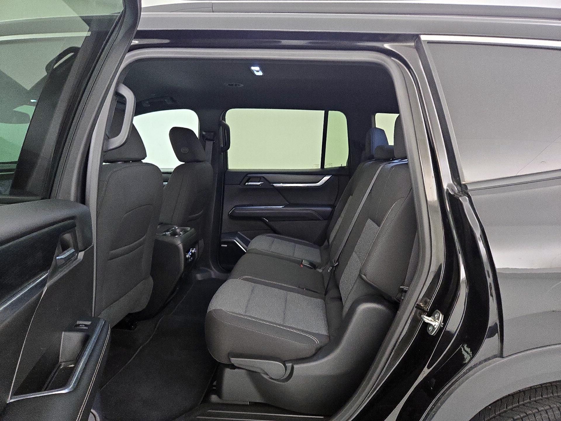 Thumbnail: 2025 GMC Acadia - 20