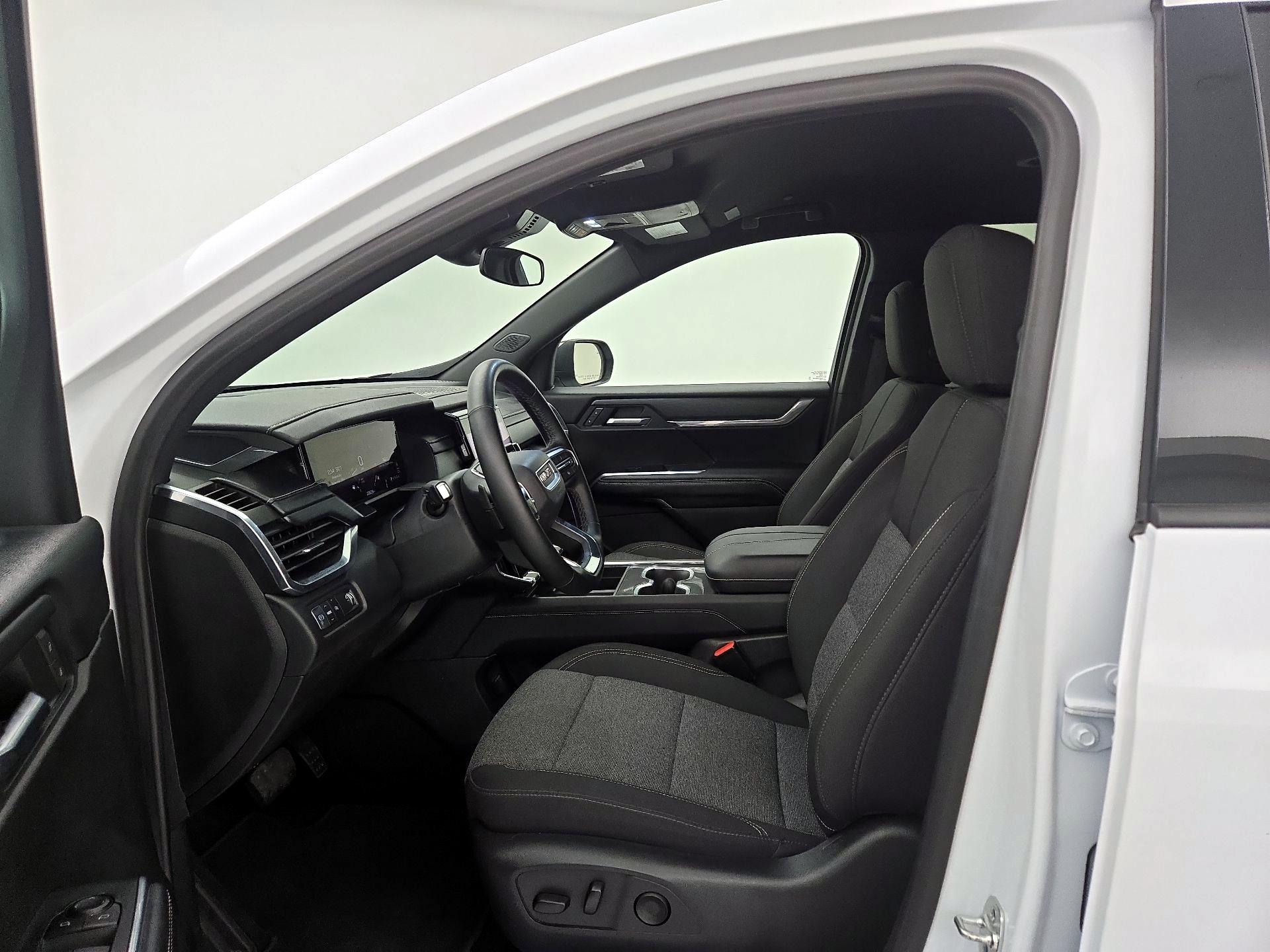 Thumbnail: 2025 GMC Acadia - 11