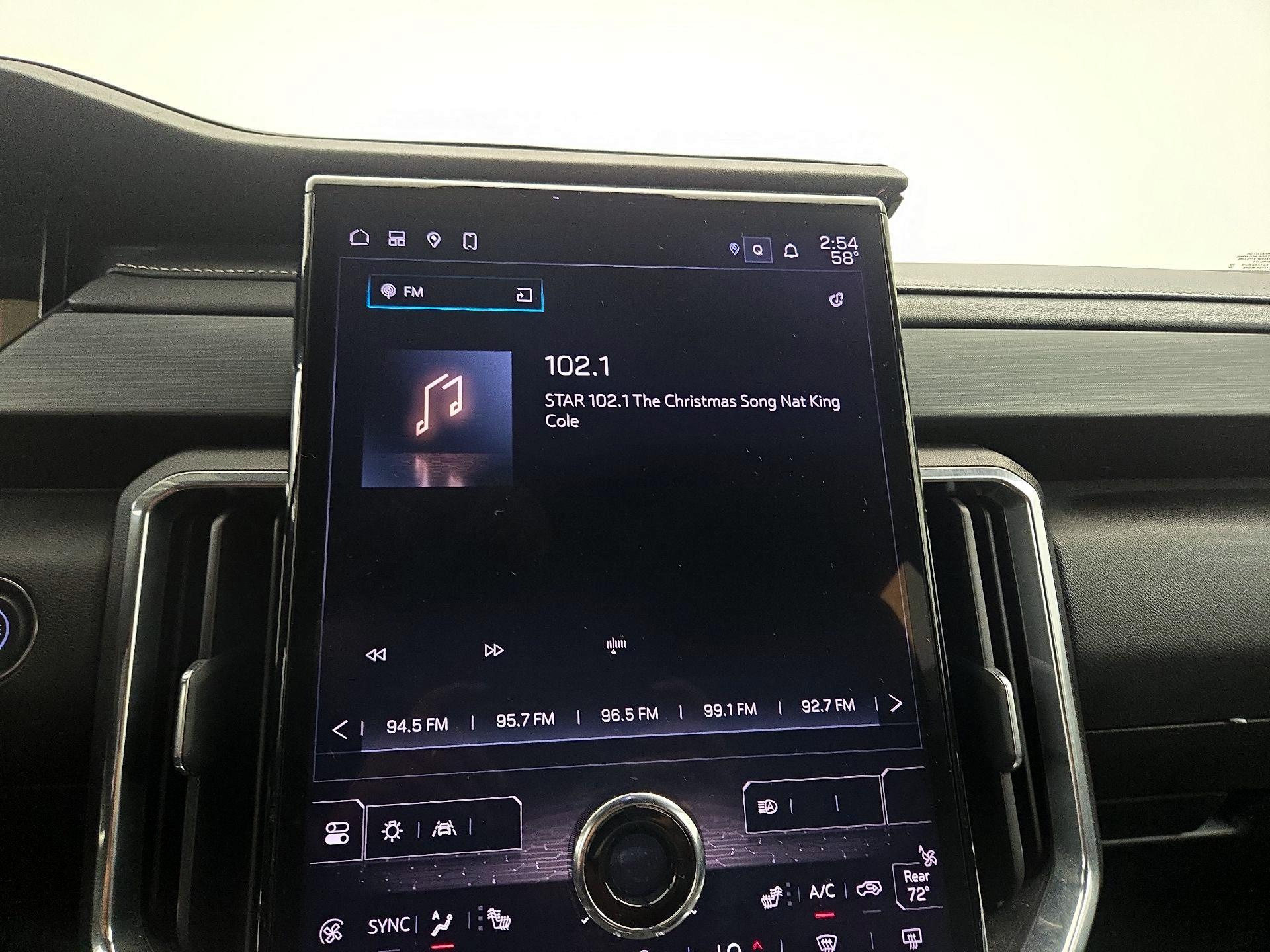 Thumbnail: 2025 GMC Acadia - 16