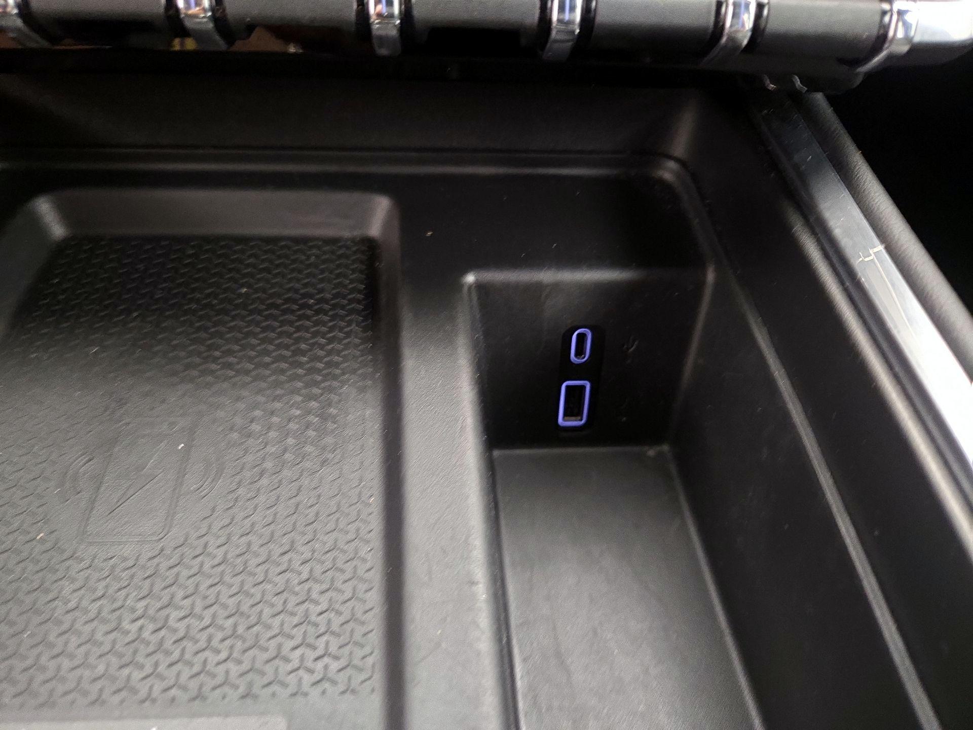 Thumbnail: 2025 GMC Acadia - 19