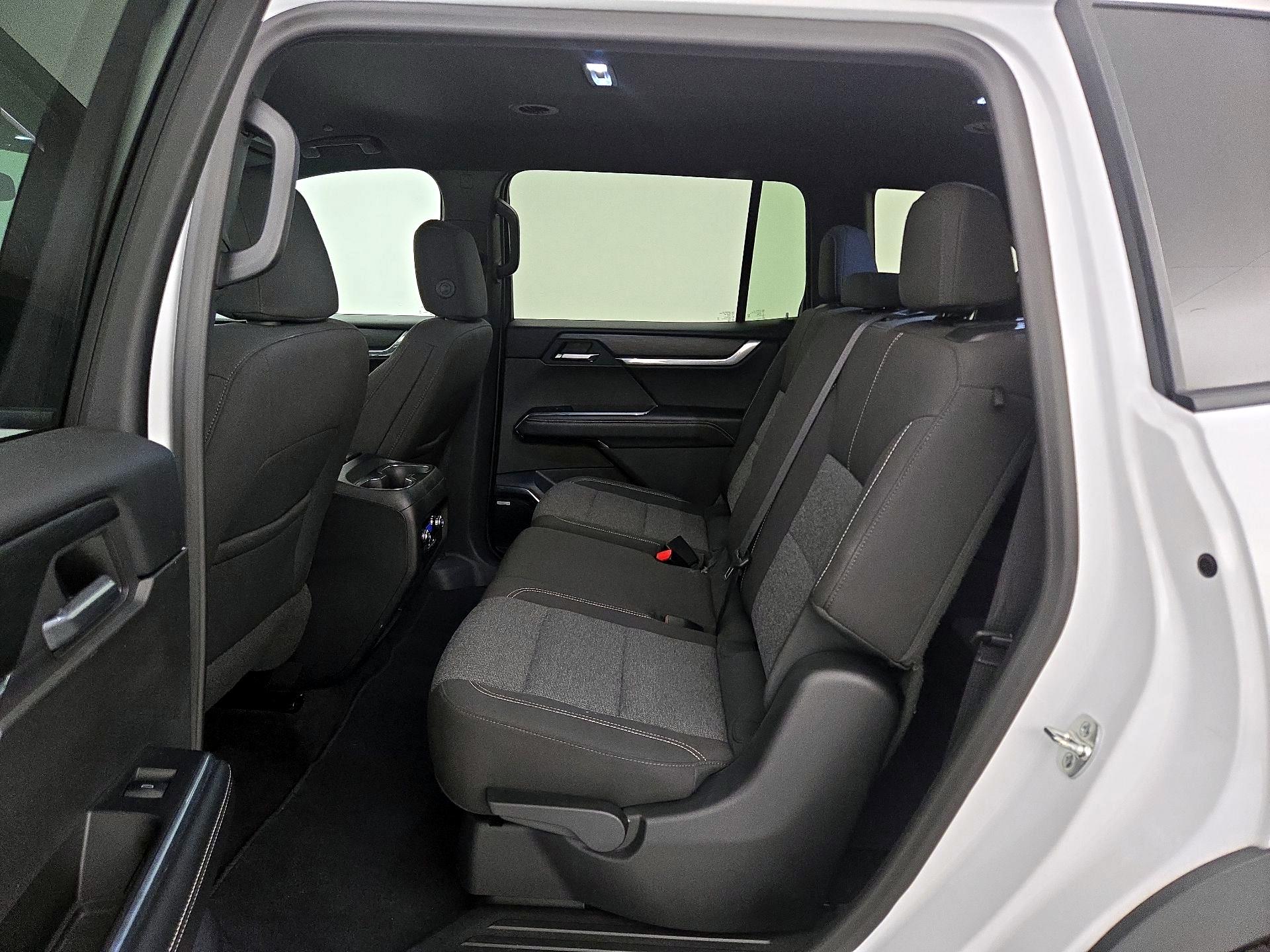 Thumbnail: 2025 GMC Acadia - 20