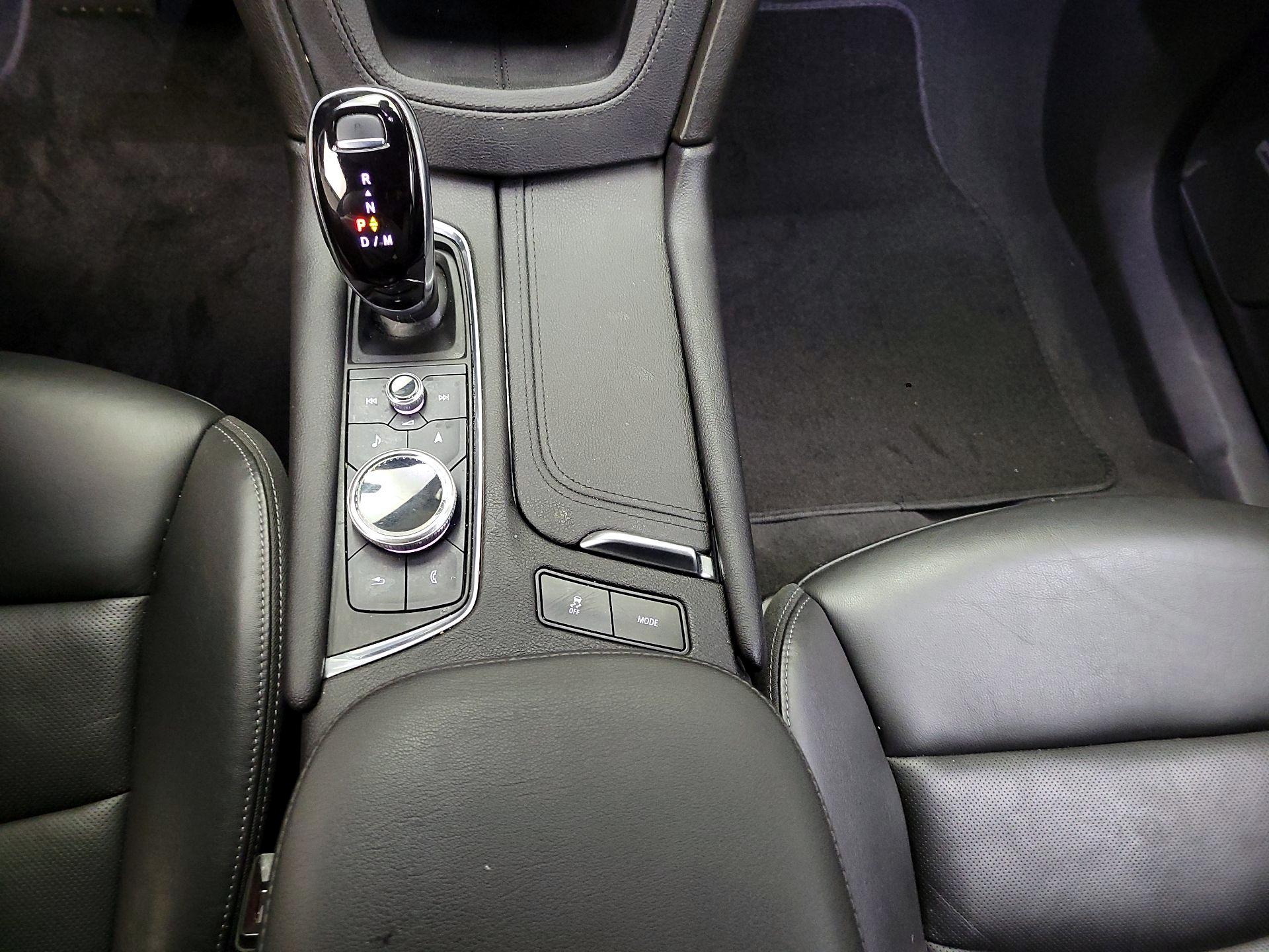 Thumbnail: 2023 Cadillac XT6 - 17