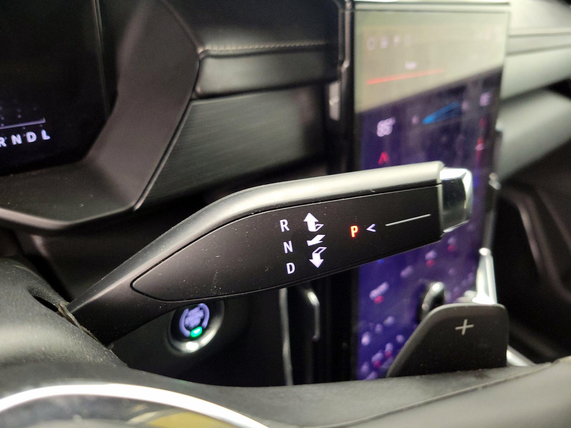 Thumbnail: 2025 GMC Acadia - 17