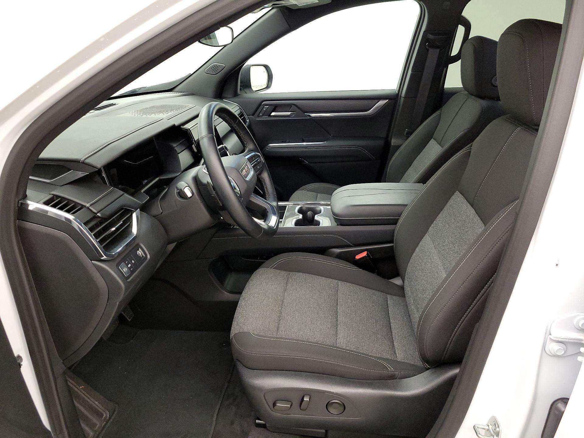 Thumbnail: 2025 GMC Acadia - 11