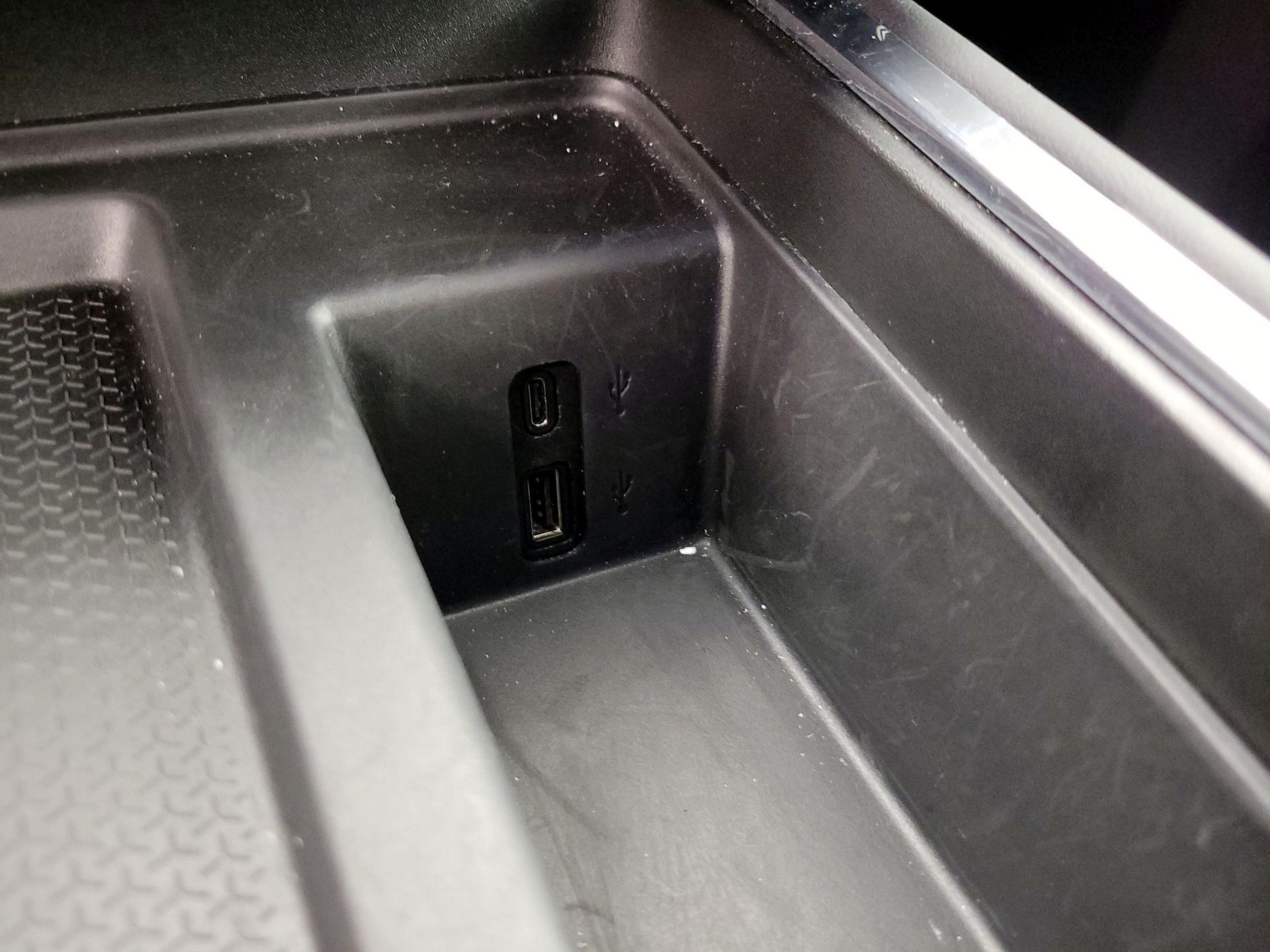 Thumbnail: 2025 GMC Acadia - 19