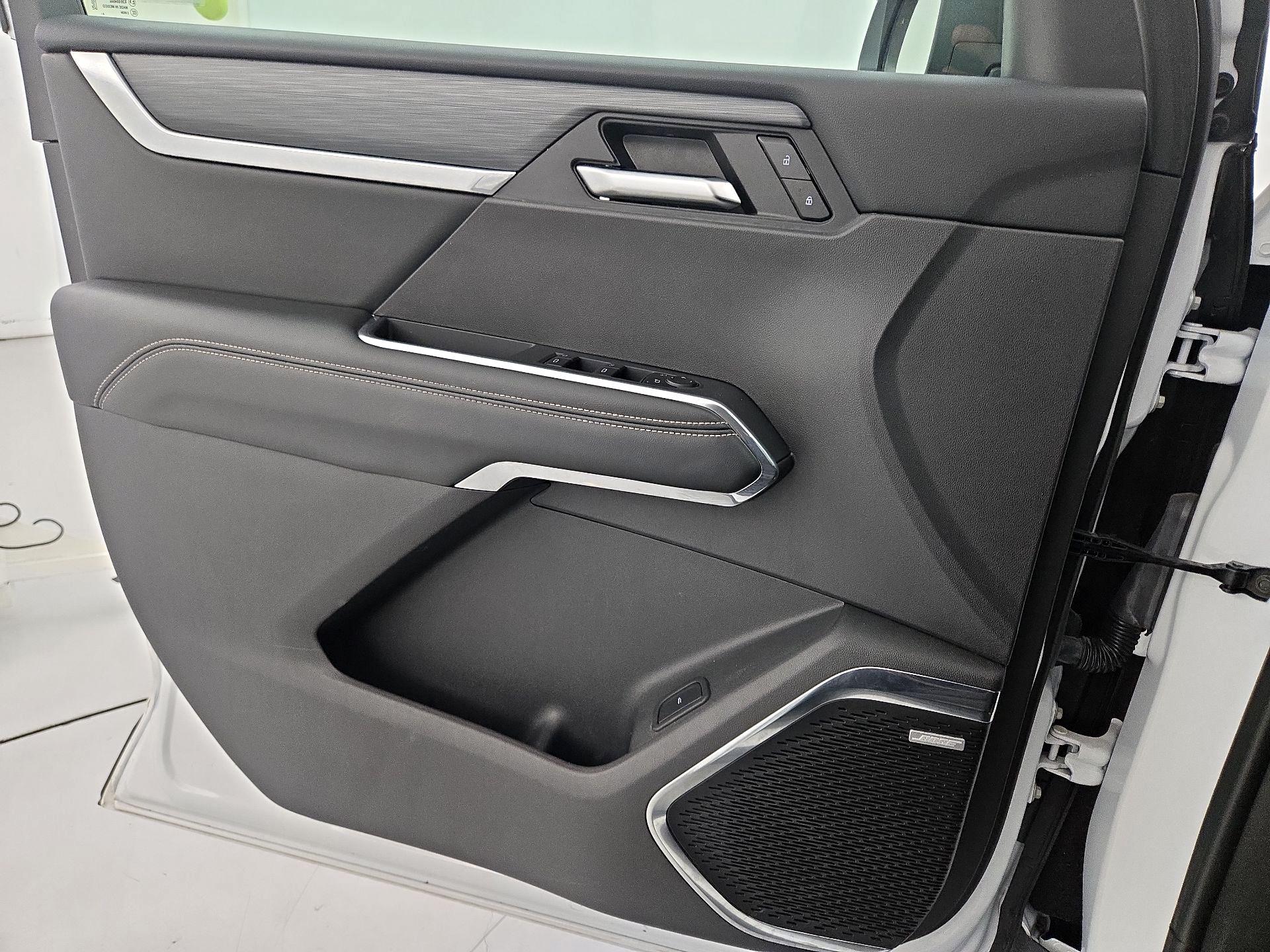 Thumbnail: 2025 GMC Acadia - 12