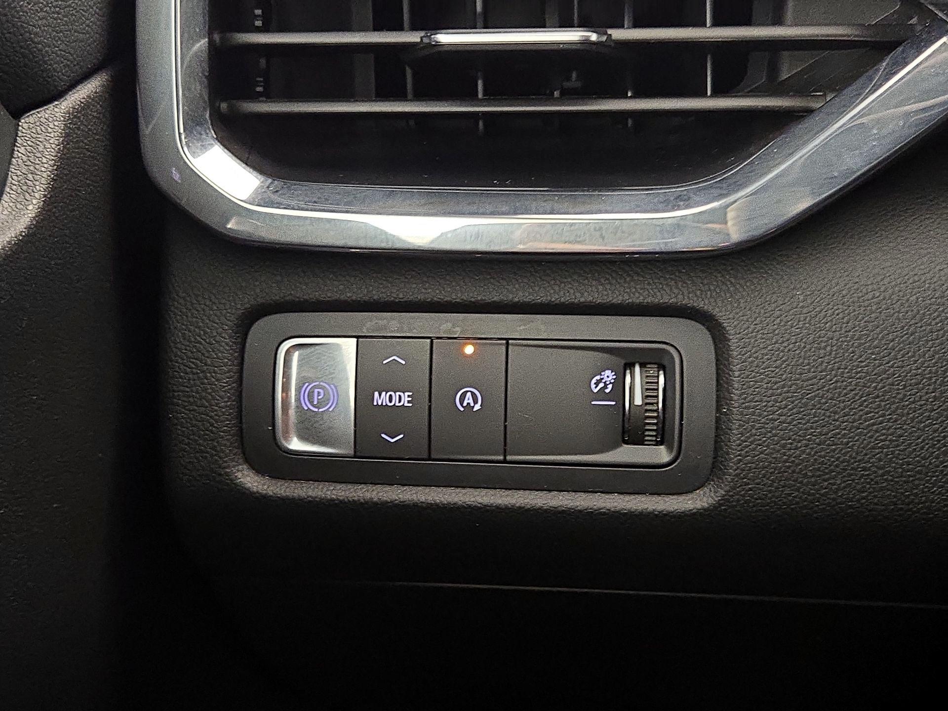 Thumbnail: 2025 GMC Acadia - 13