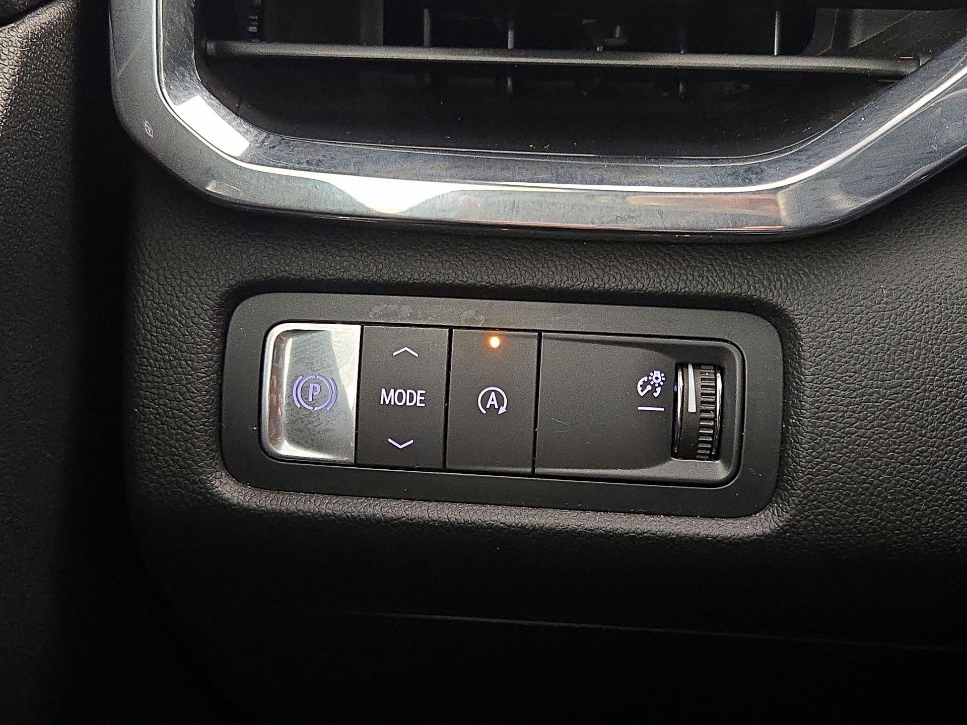 Thumbnail: 2025 GMC Acadia - 14