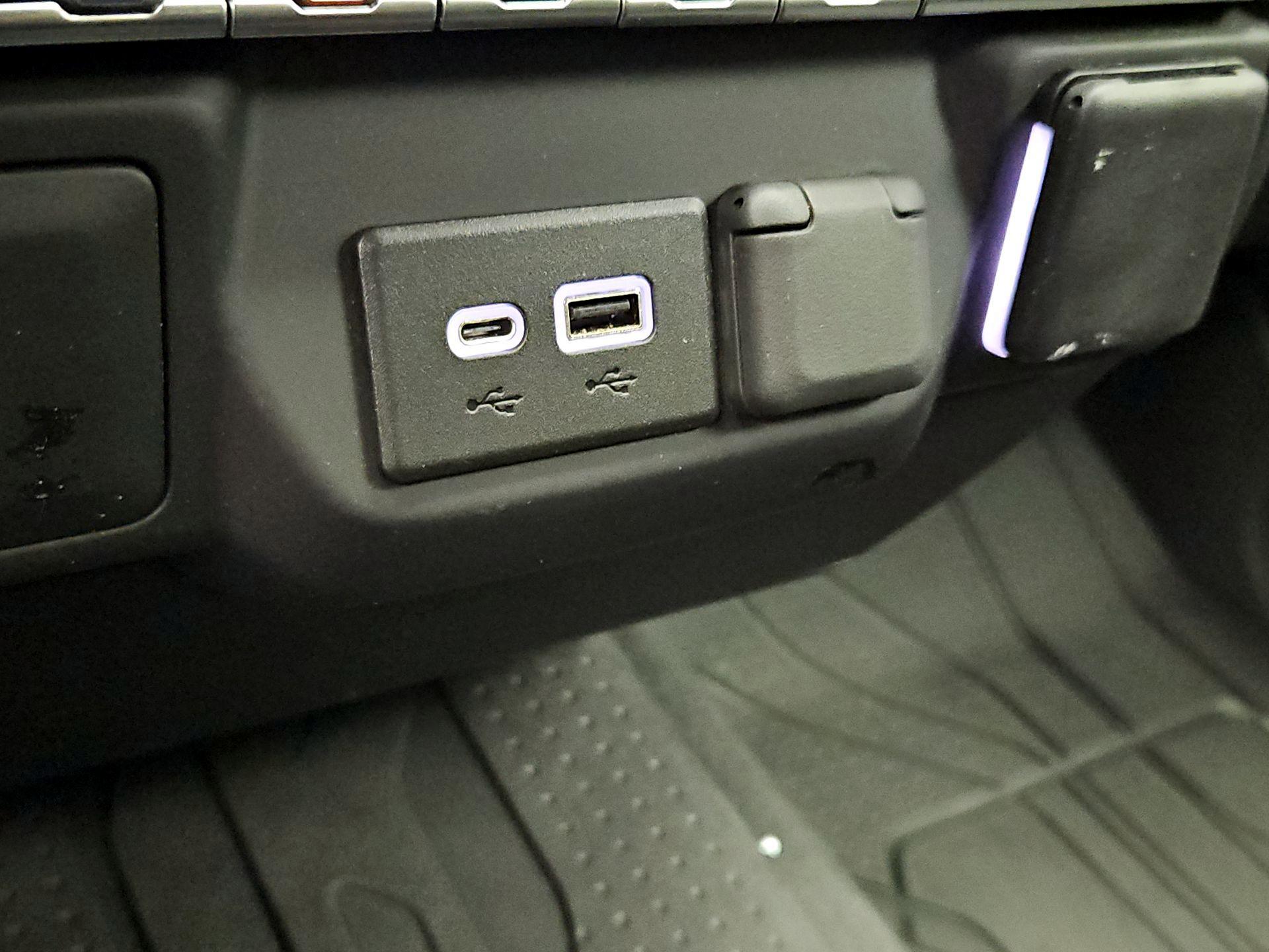 Thumbnail: 2022 Chevrolet Silverado 1500 - 18