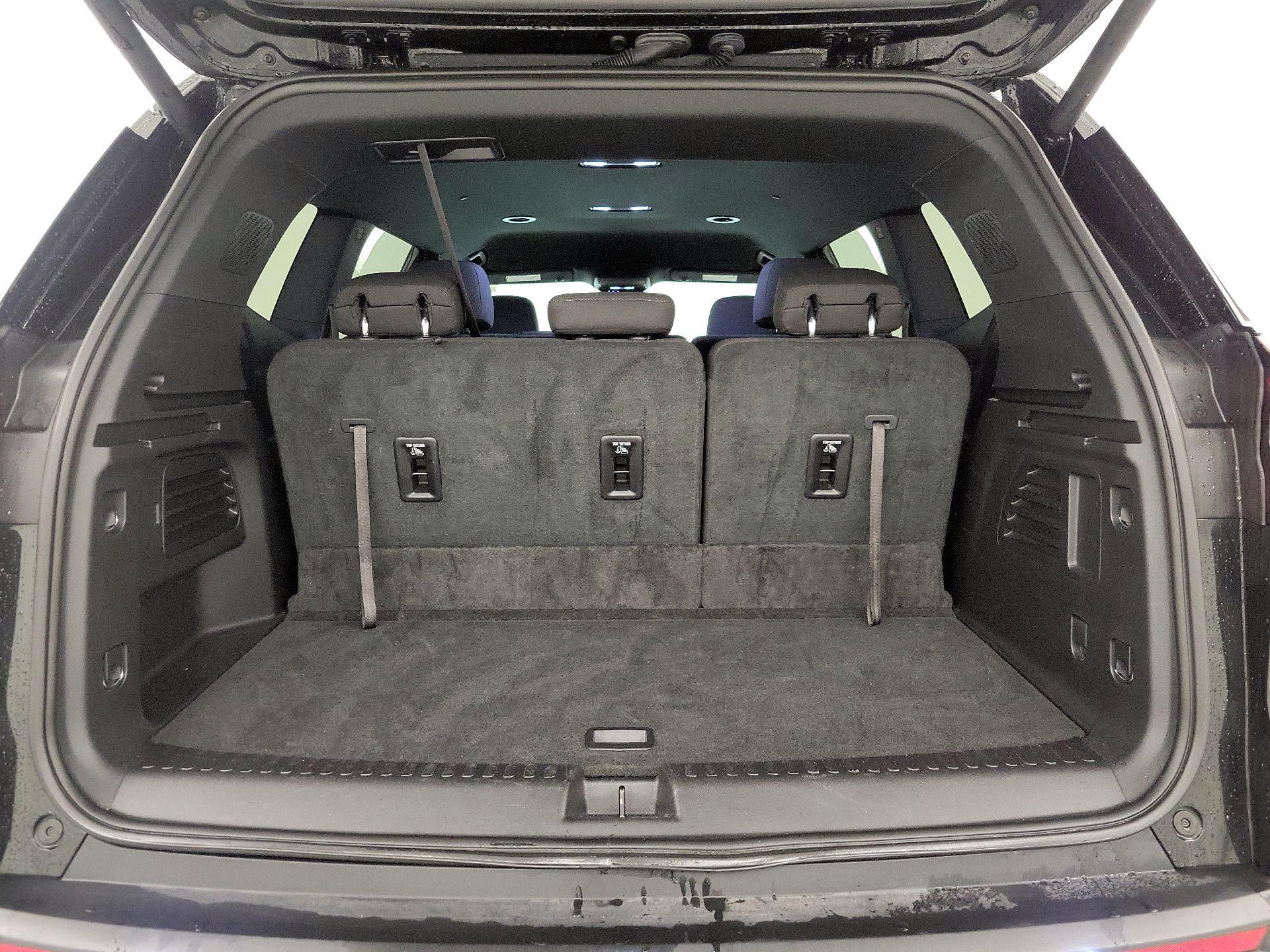 Thumbnail: 2025 GMC Acadia - 19