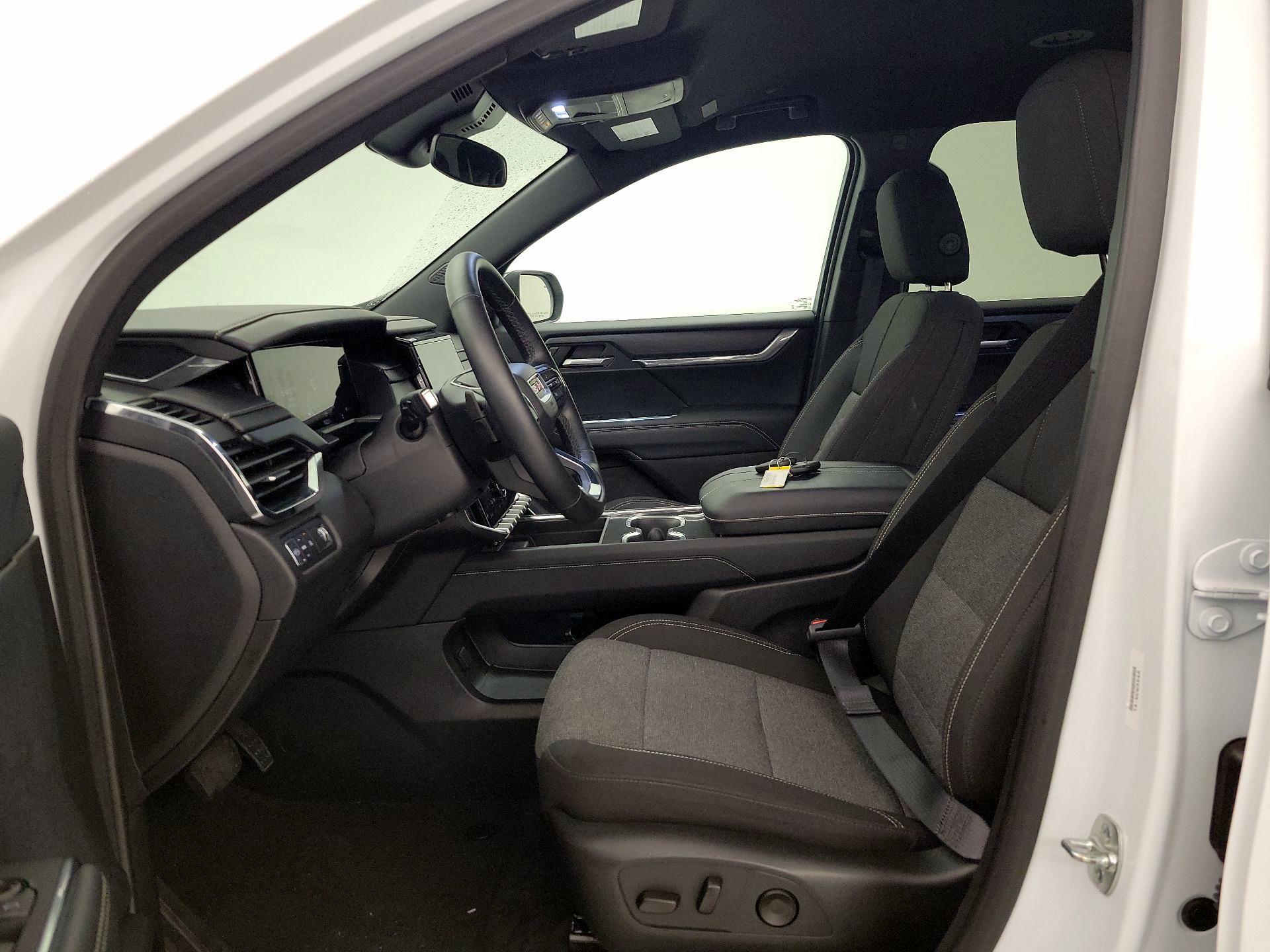 Thumbnail: 2025 GMC Acadia - 11