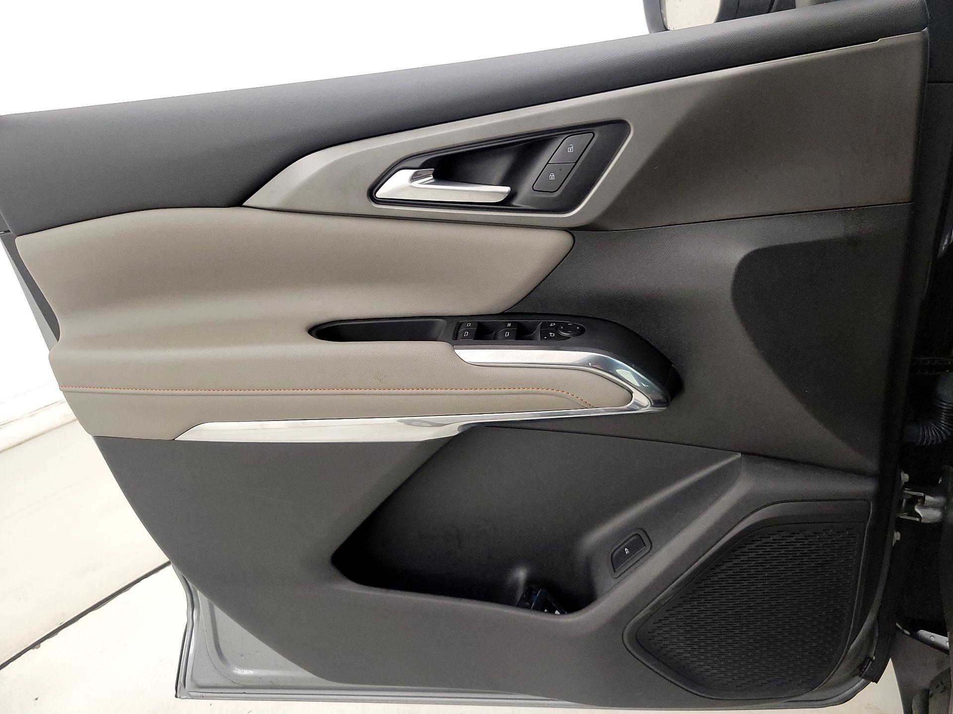 Thumbnail: 2025 Chevrolet Traverse - 12