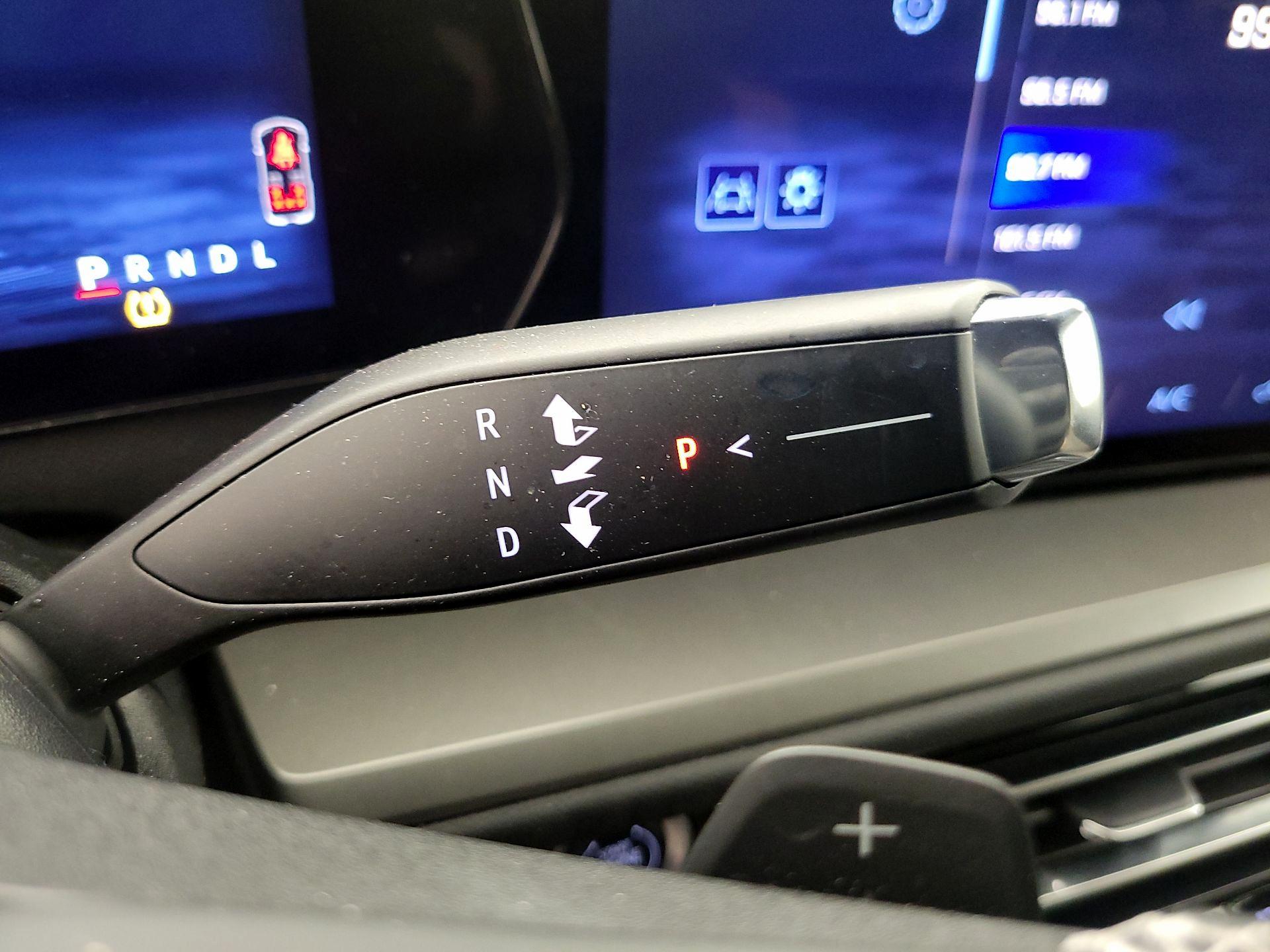 Thumbnail: 2025 Chevrolet Traverse - 18