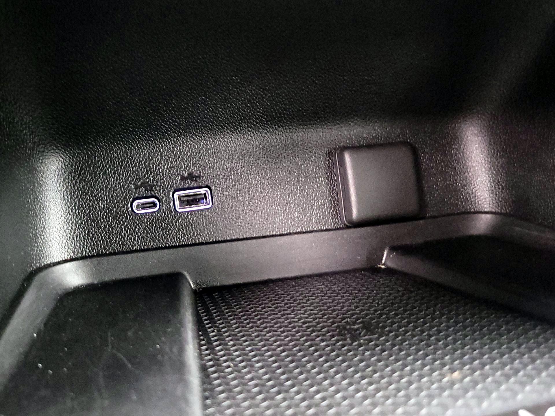 Thumbnail: 2025 Chevrolet Traverse - 19