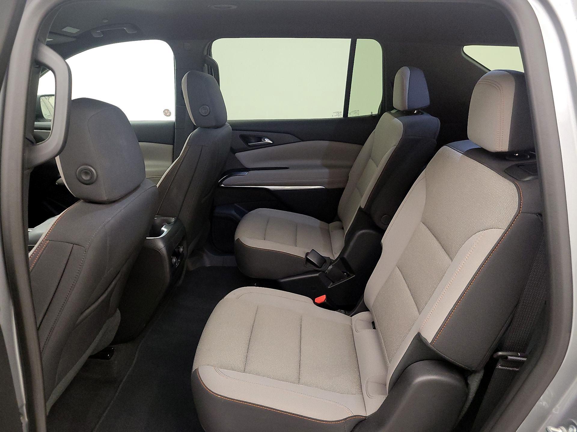 Thumbnail: 2025 Chevrolet Traverse - 20