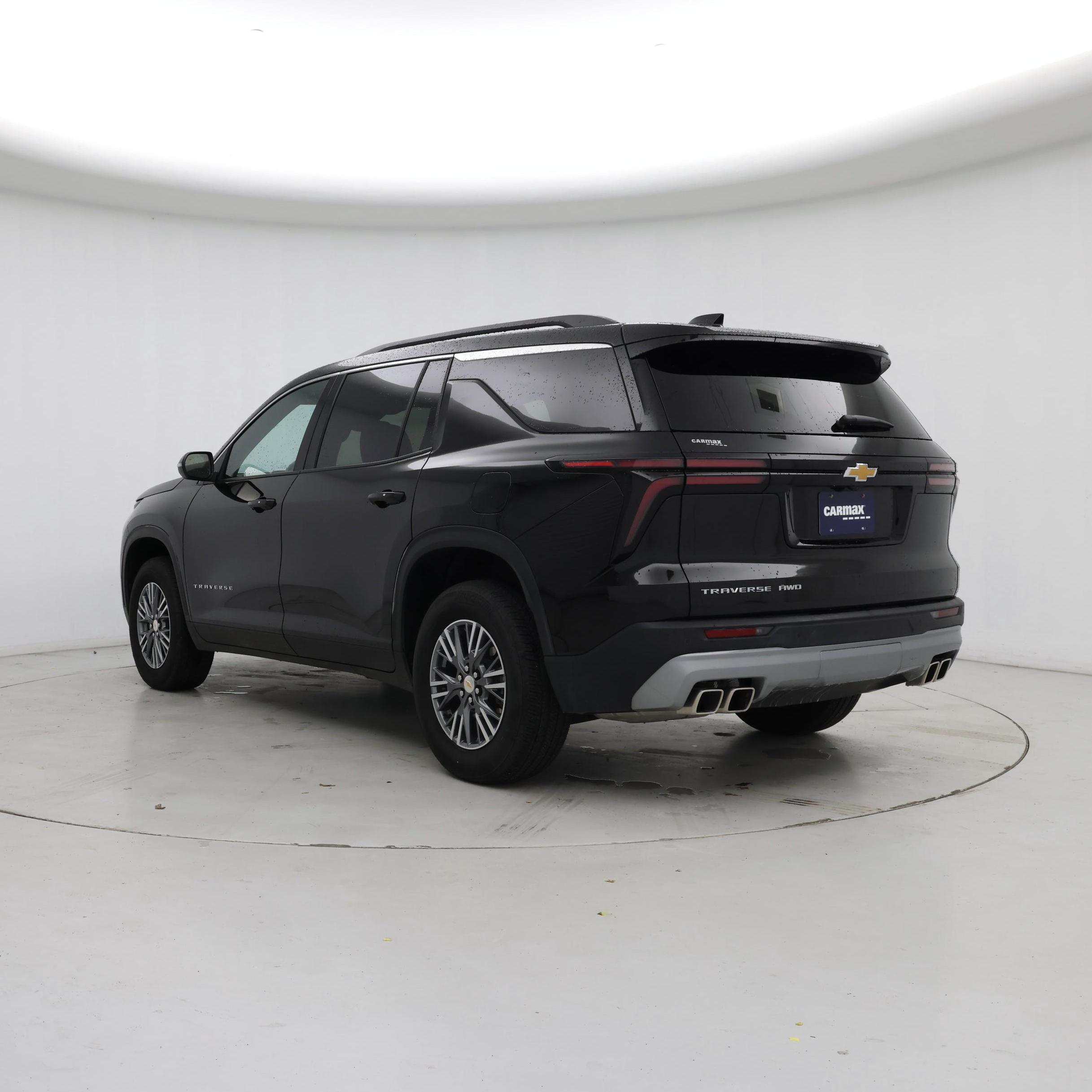 Thumbnail: 2025 Chevrolet Traverse - 2