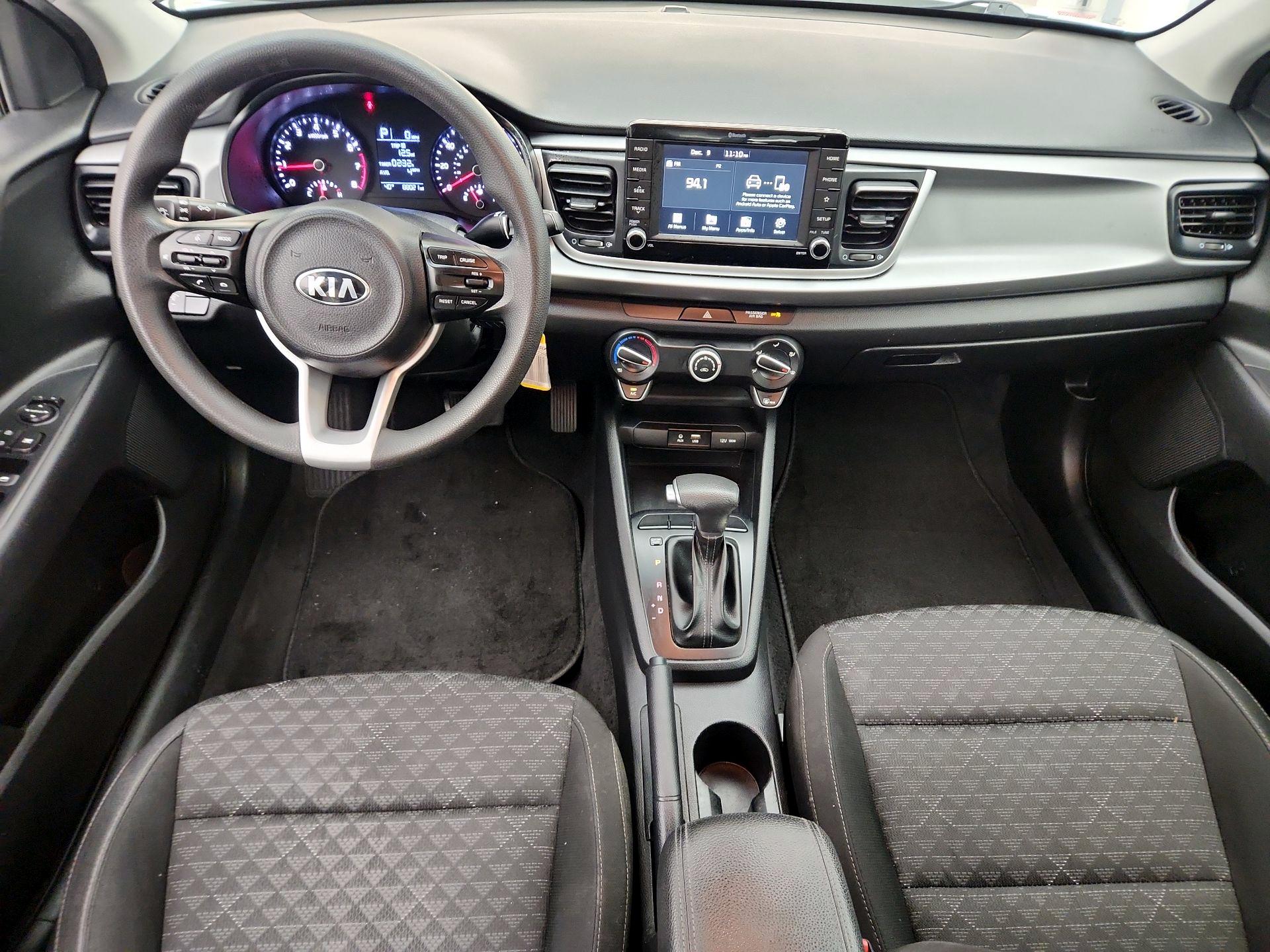 Thumbnail: 2020 Kia Rio - 9