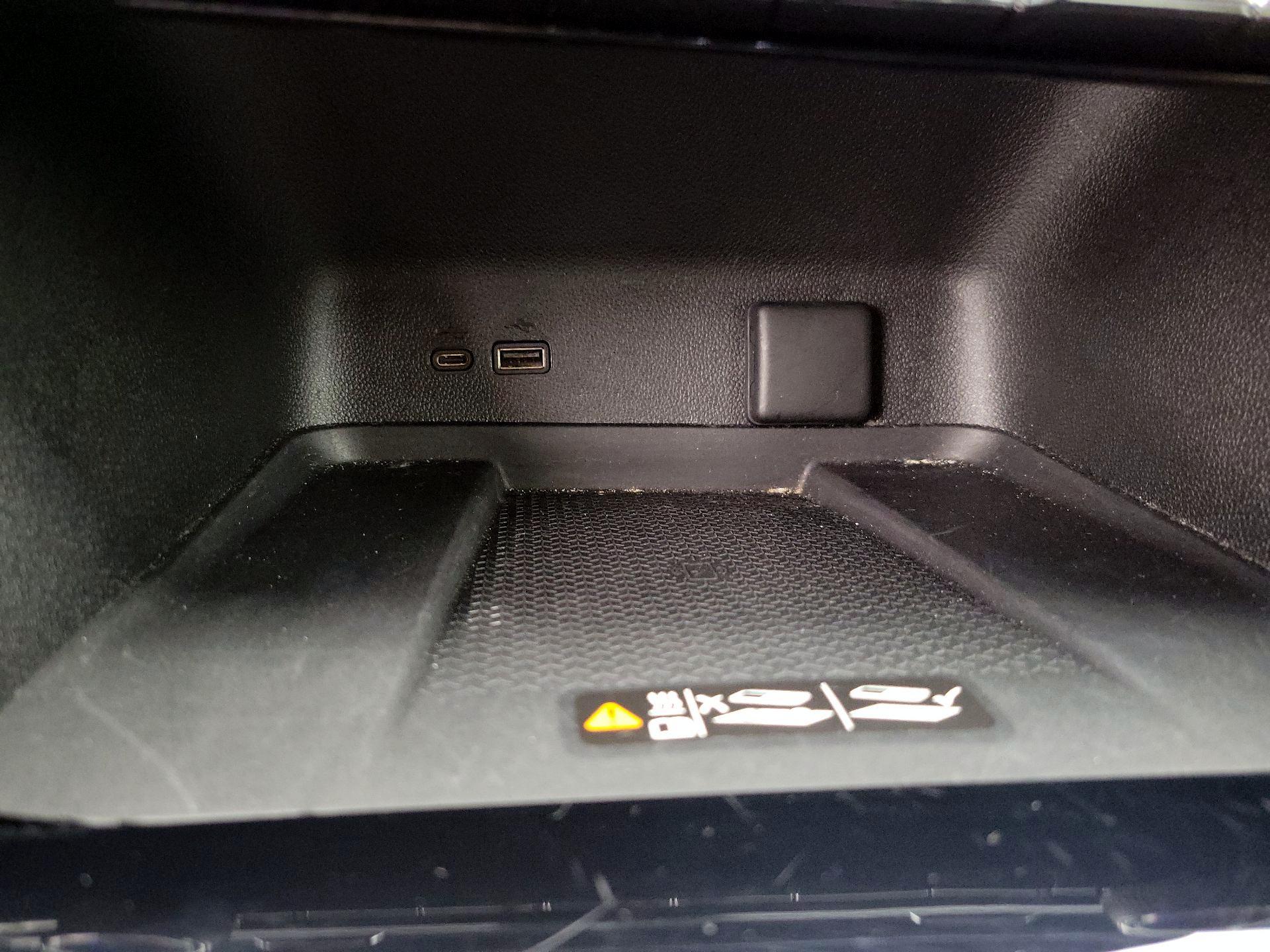 Thumbnail: 2025 Chevrolet Traverse - 19