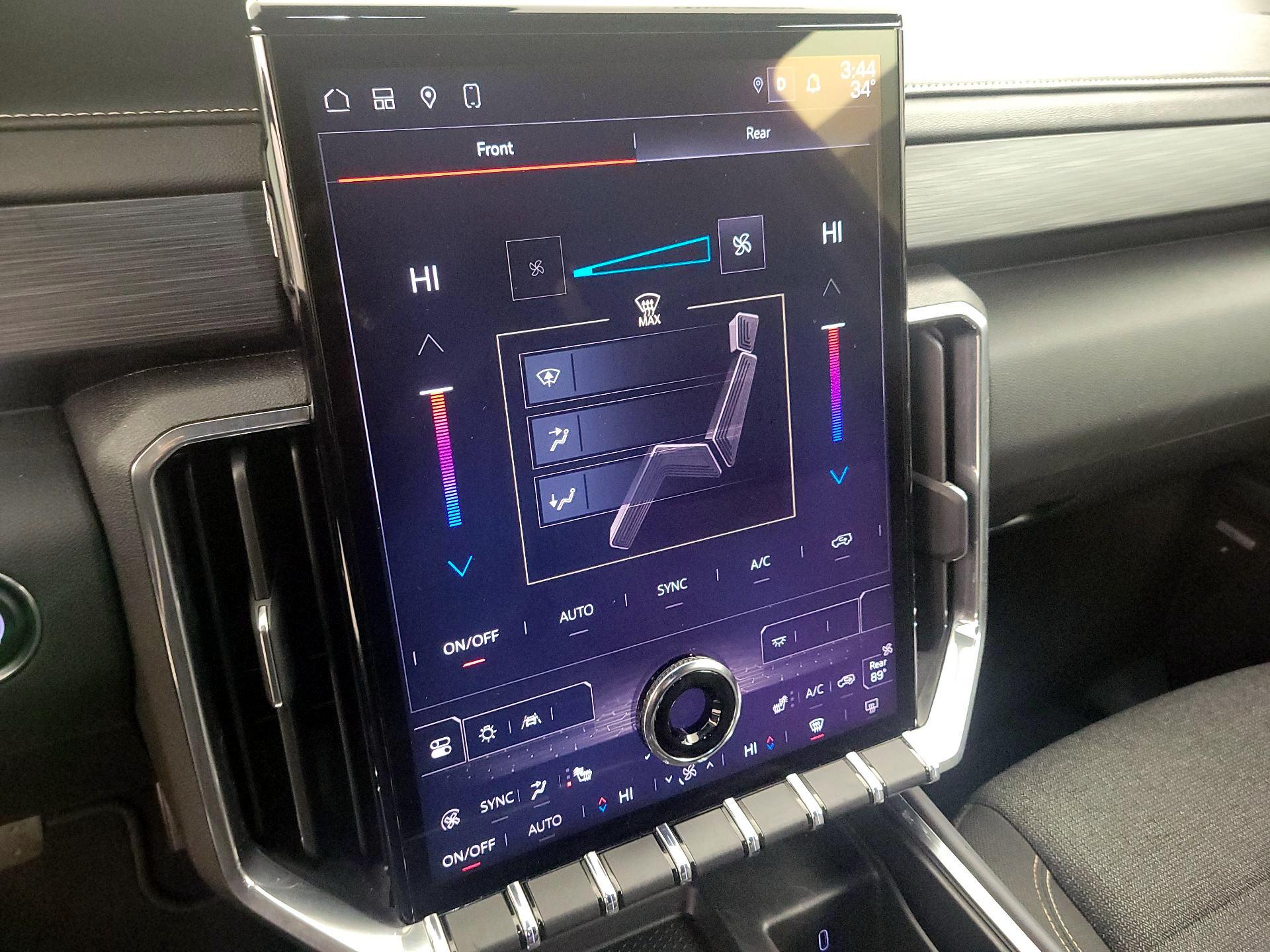 Thumbnail: 2025 GMC Acadia - 16