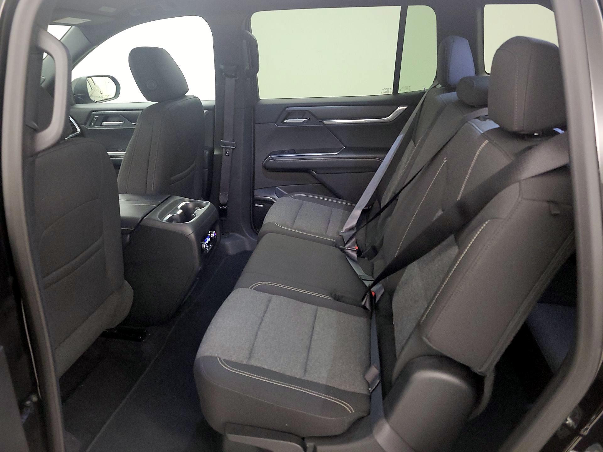 Thumbnail: 2025 GMC Acadia - 19