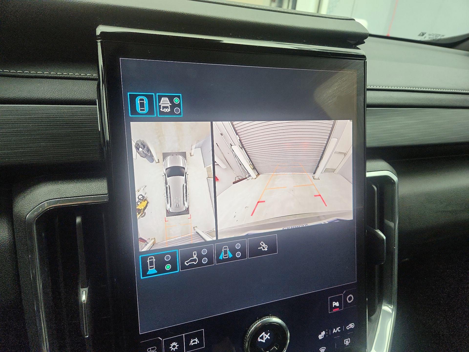 Thumbnail: 2025 GMC Acadia - 15