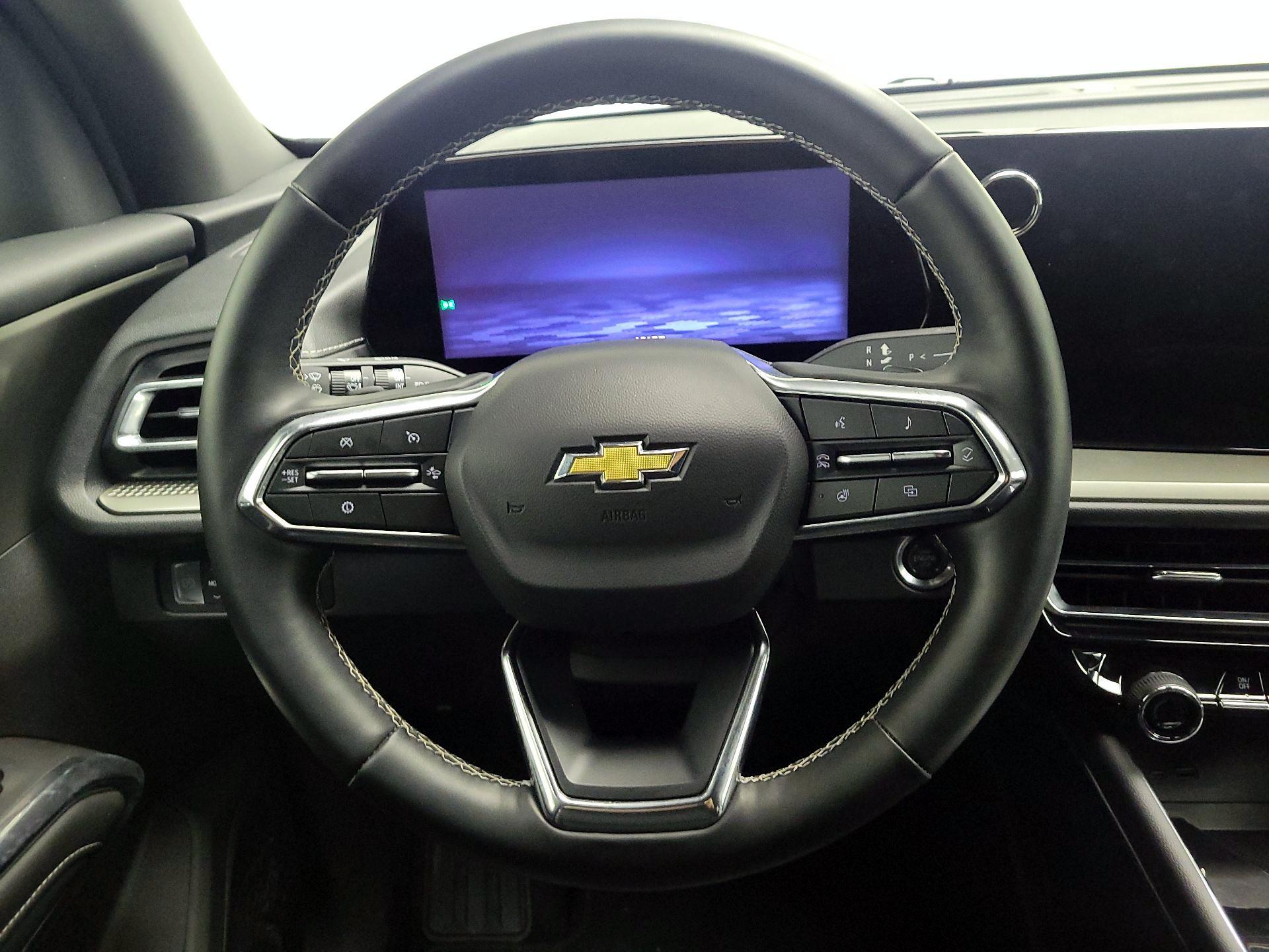 Thumbnail: 2025 Chevrolet Traverse - 10