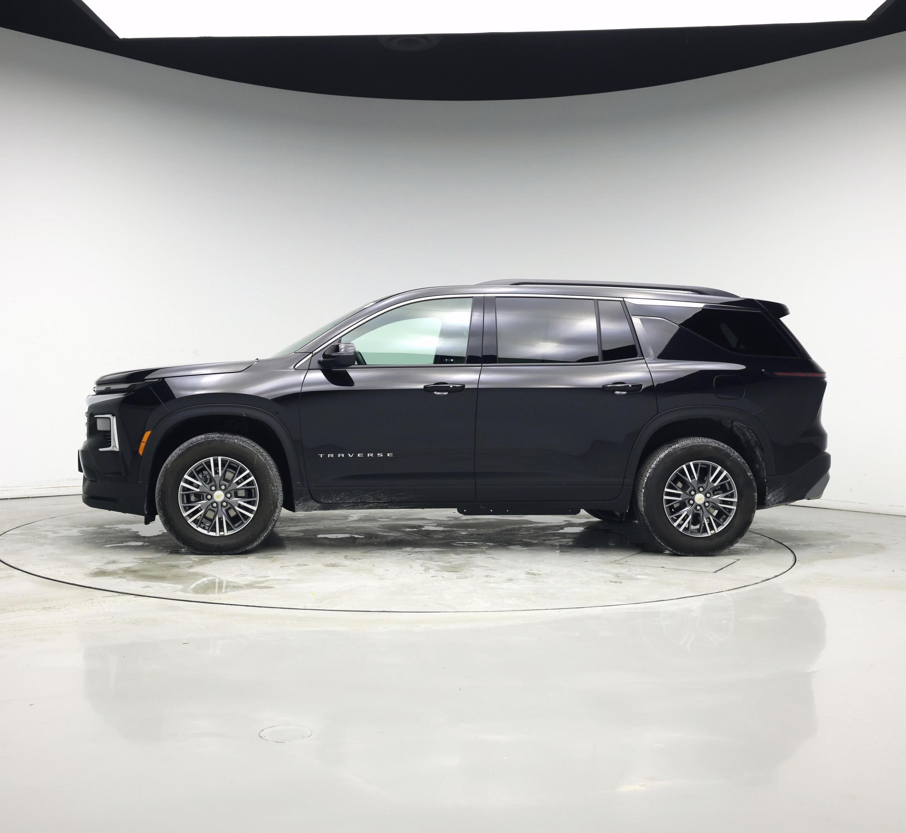 Thumbnail: 2025 Chevrolet Traverse - 3