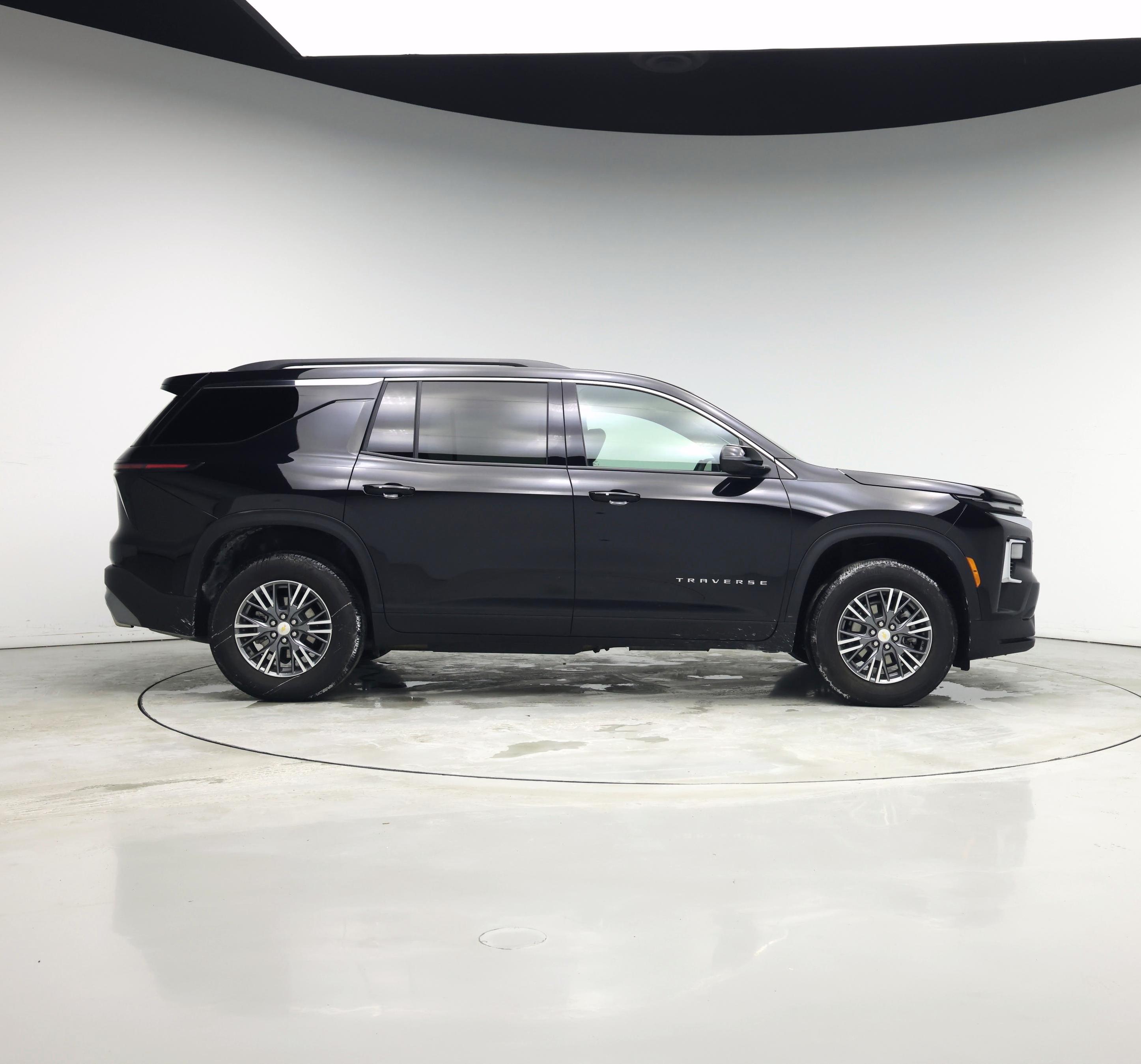 Thumbnail: 2025 Chevrolet Traverse - 7