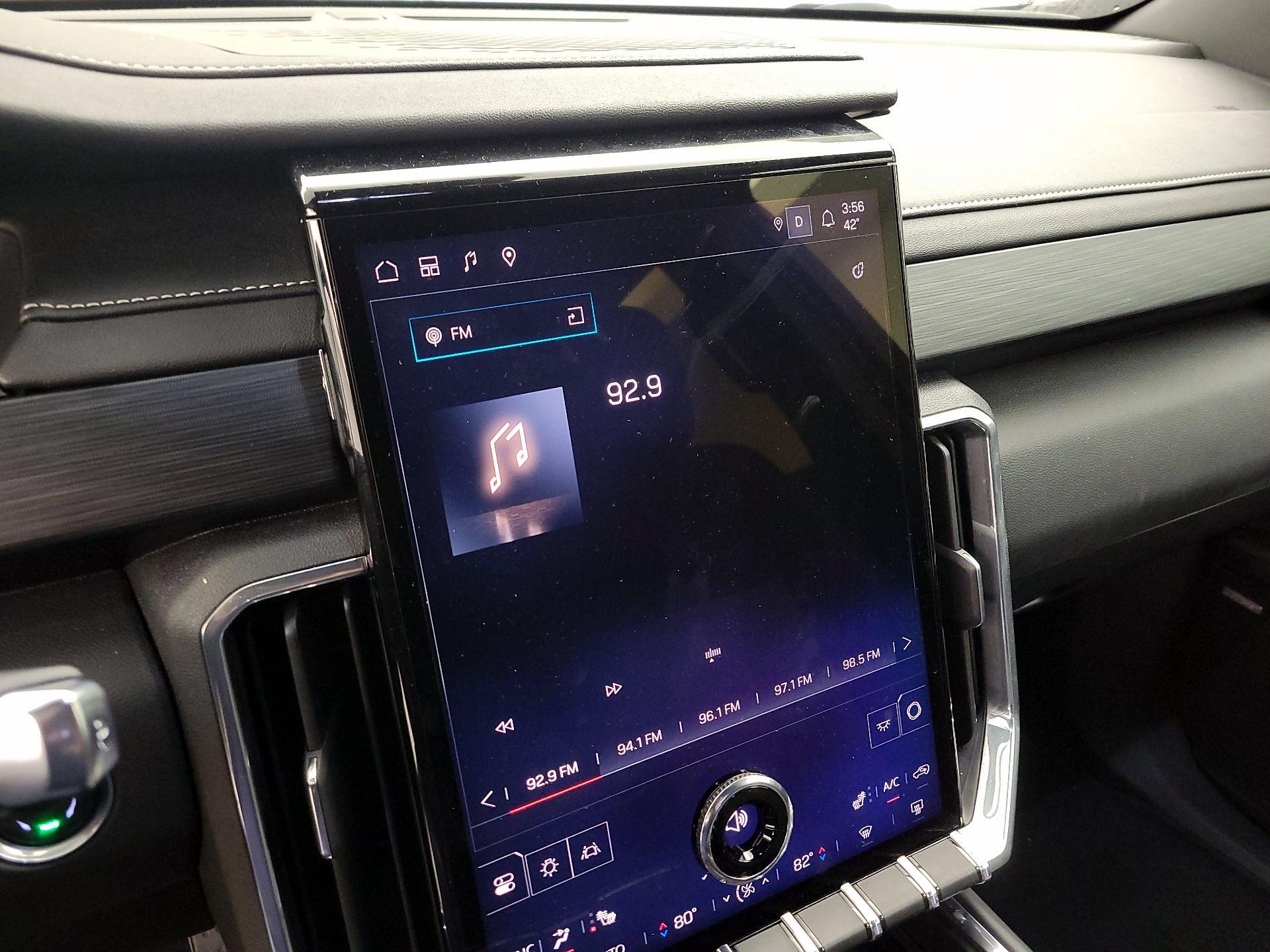 Thumbnail: 2025 GMC Acadia - 16