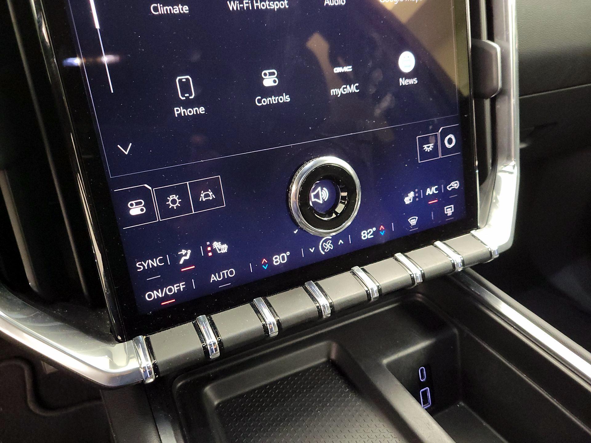 Thumbnail: 2025 GMC Acadia - 17